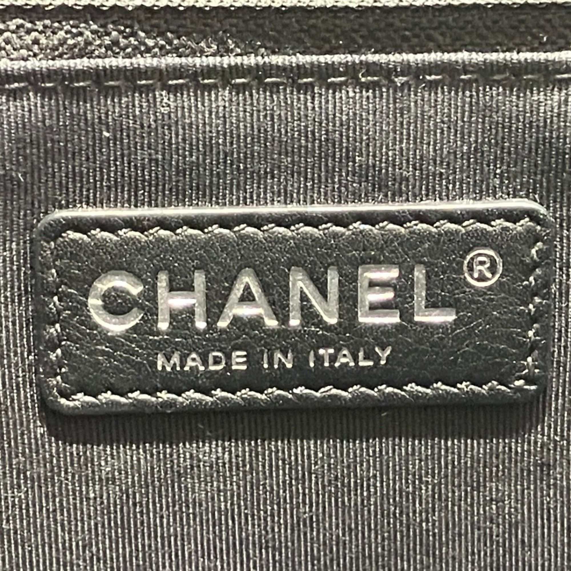 Leather Shoulder Bag (Pre-Owned) - Chanel - Modalova