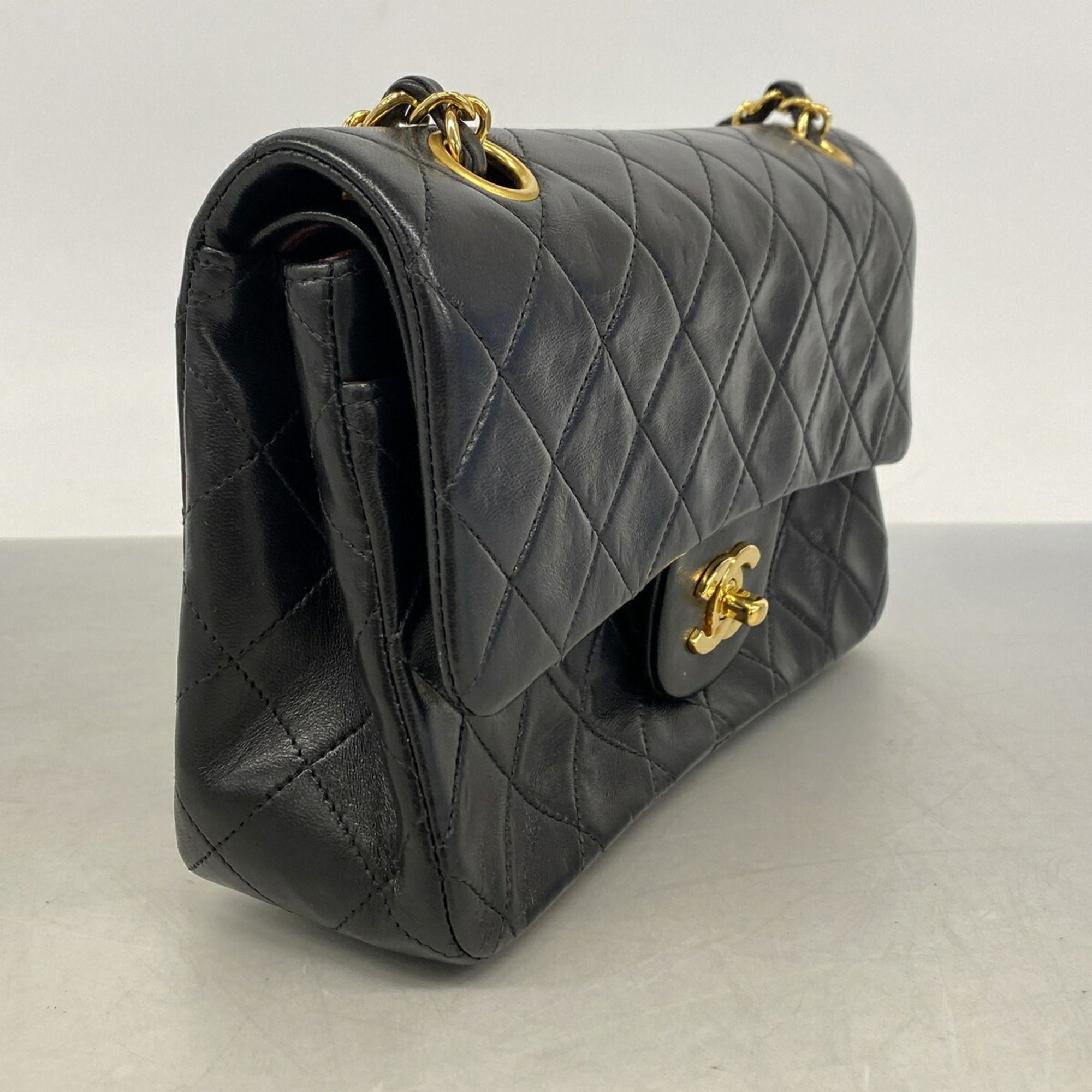 Leather Shoulder Bag (Pre-Owned) - Chanel - Modalova