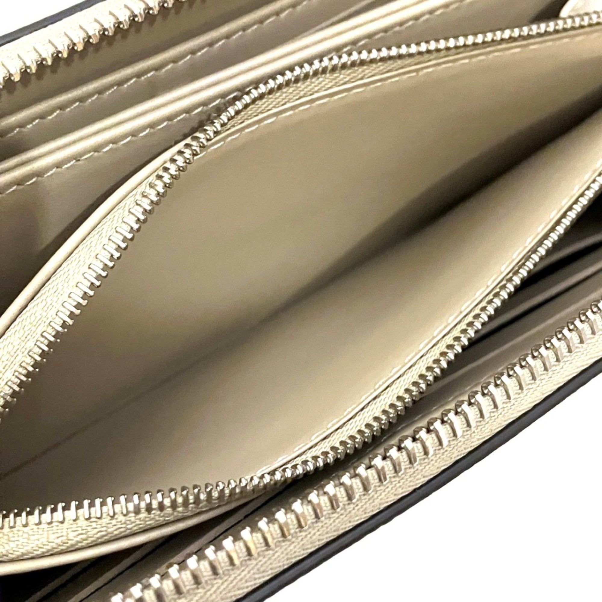 Mahina Leather Long Wallet (Bi-Fold) (Pre-Owned) - Louis Vuitton - Modalova