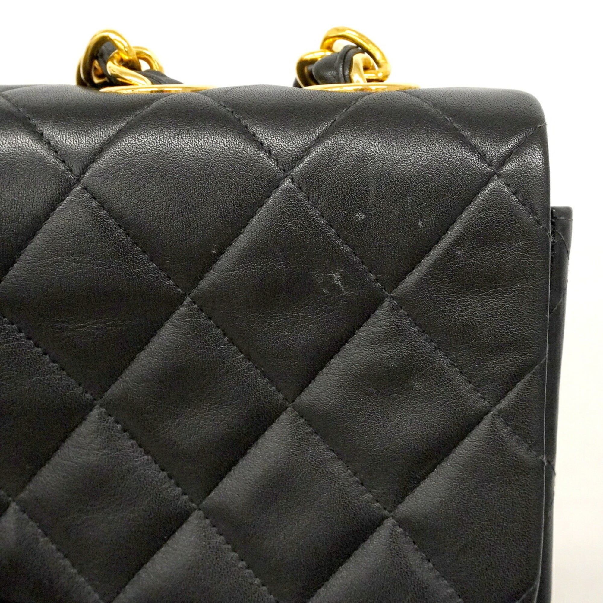 Leather Shoulder Bag (Pre-Owned) - Chanel - Modalova