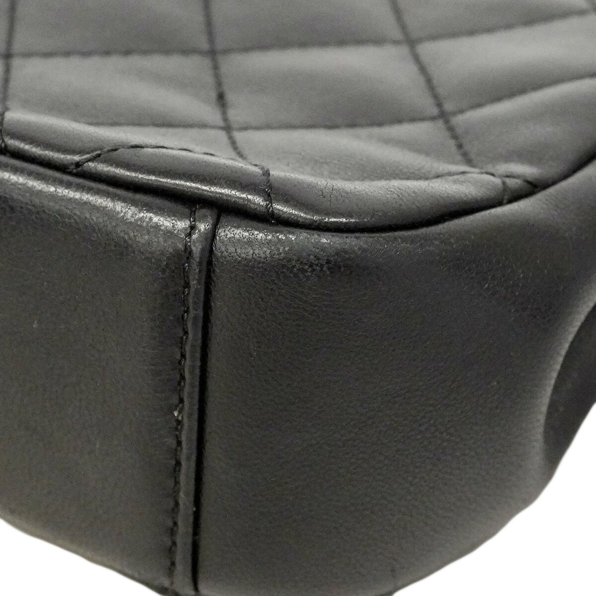 Leather Shoulder Bag (Pre-Owned) - Chanel - Modalova