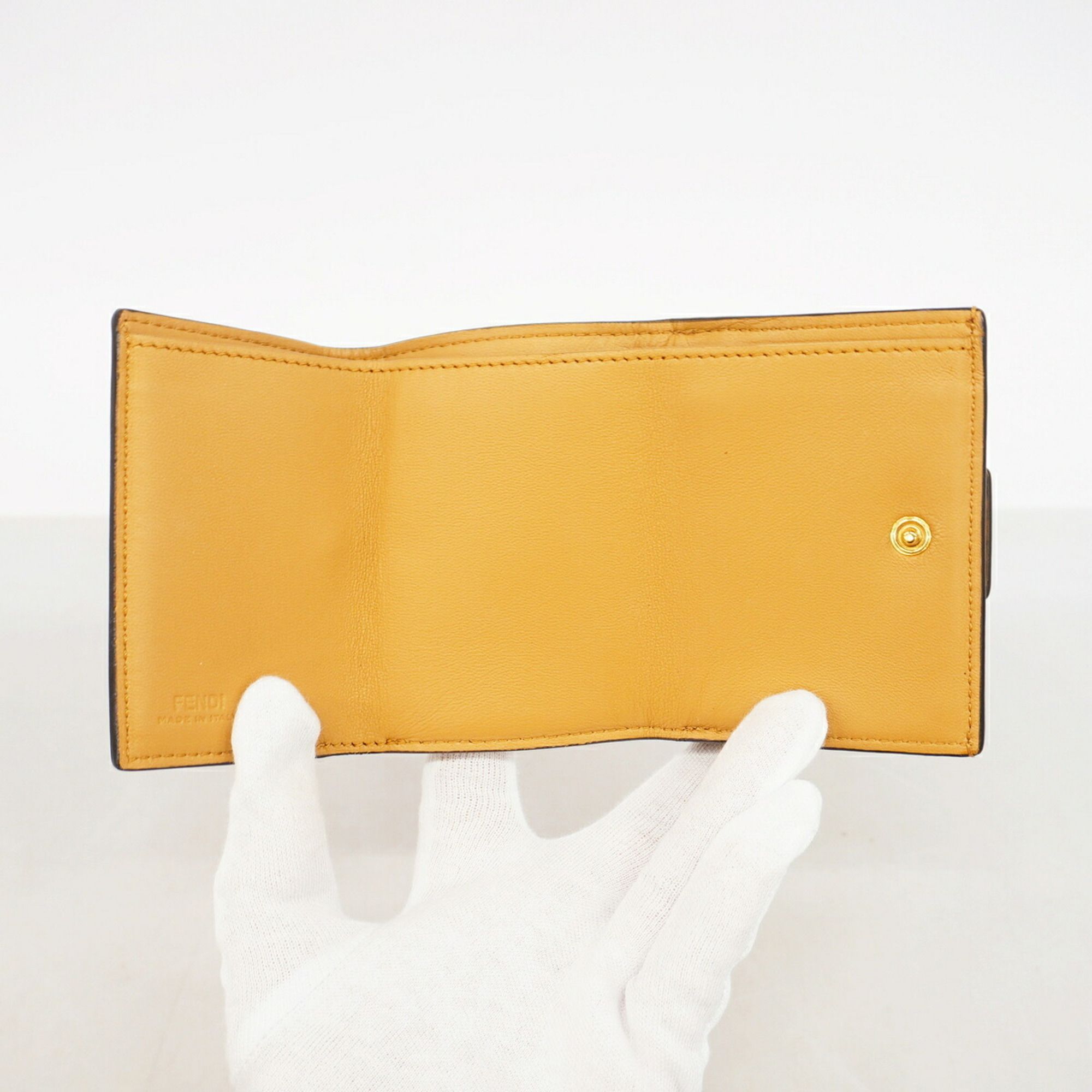 Leather Wallet (Tri-Fold) (Pre-Owned) - Fendi - Modalova