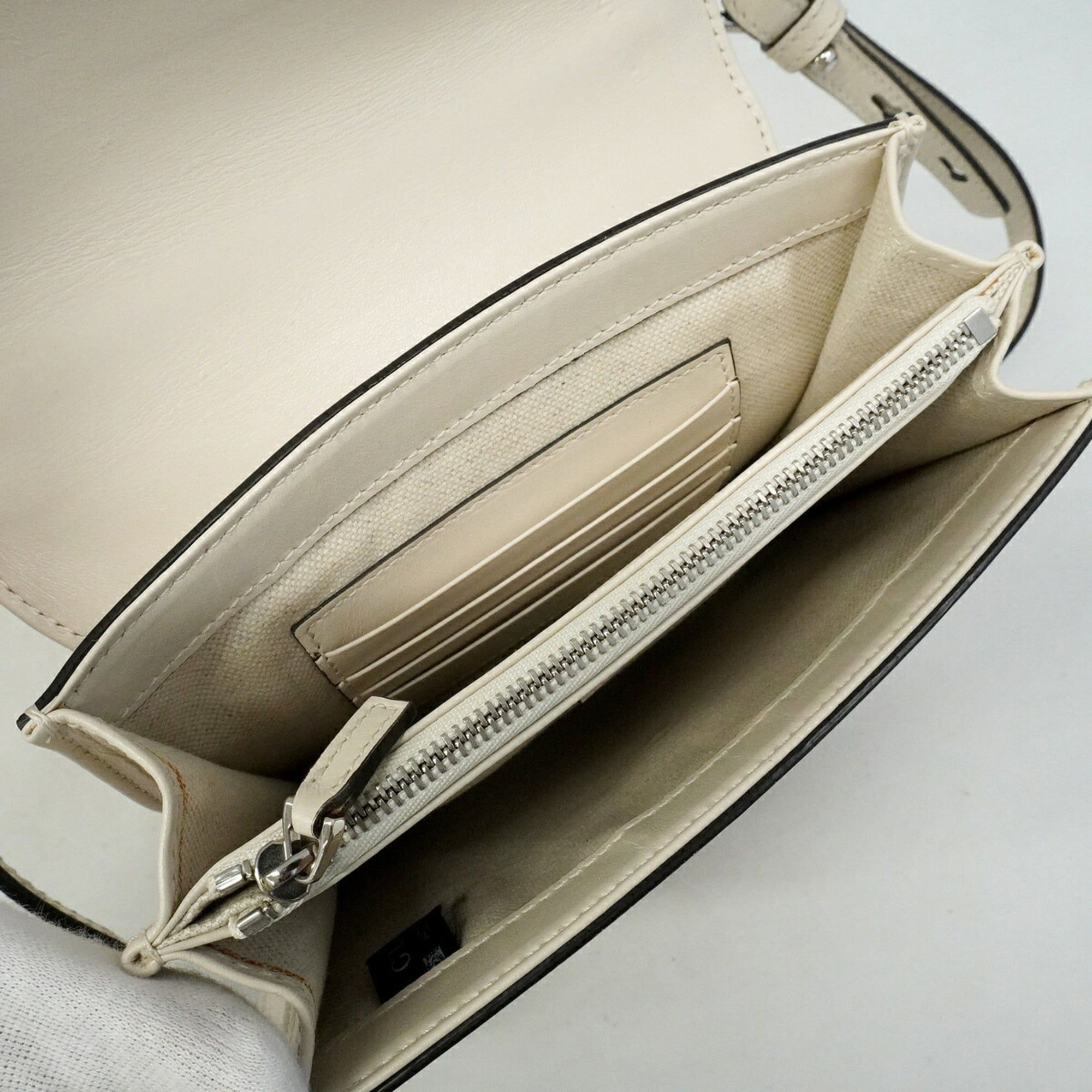 Leather Shoulder Bag (Pre-Owned) - Gucci - Modalova