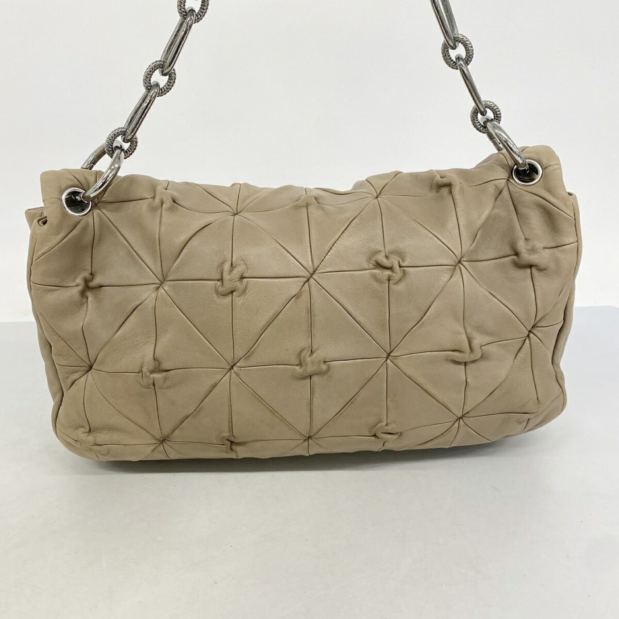Leather Shoulder Bag (Pre-Owned) - Chanel - Modalova