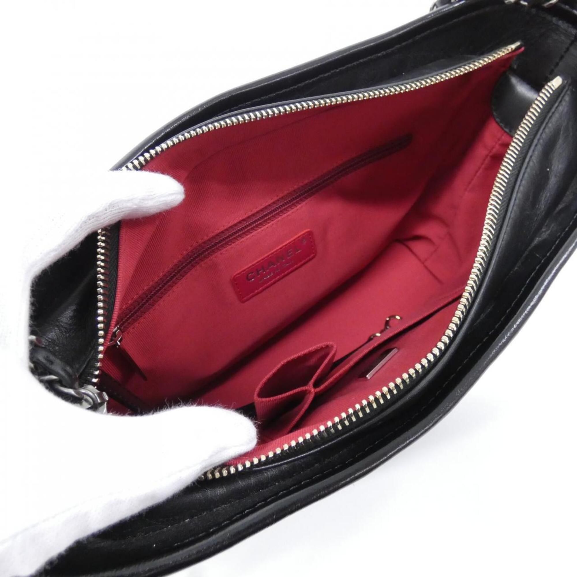 Leather Shoulder Bag (Pre-Owned) - Chanel - Modalova