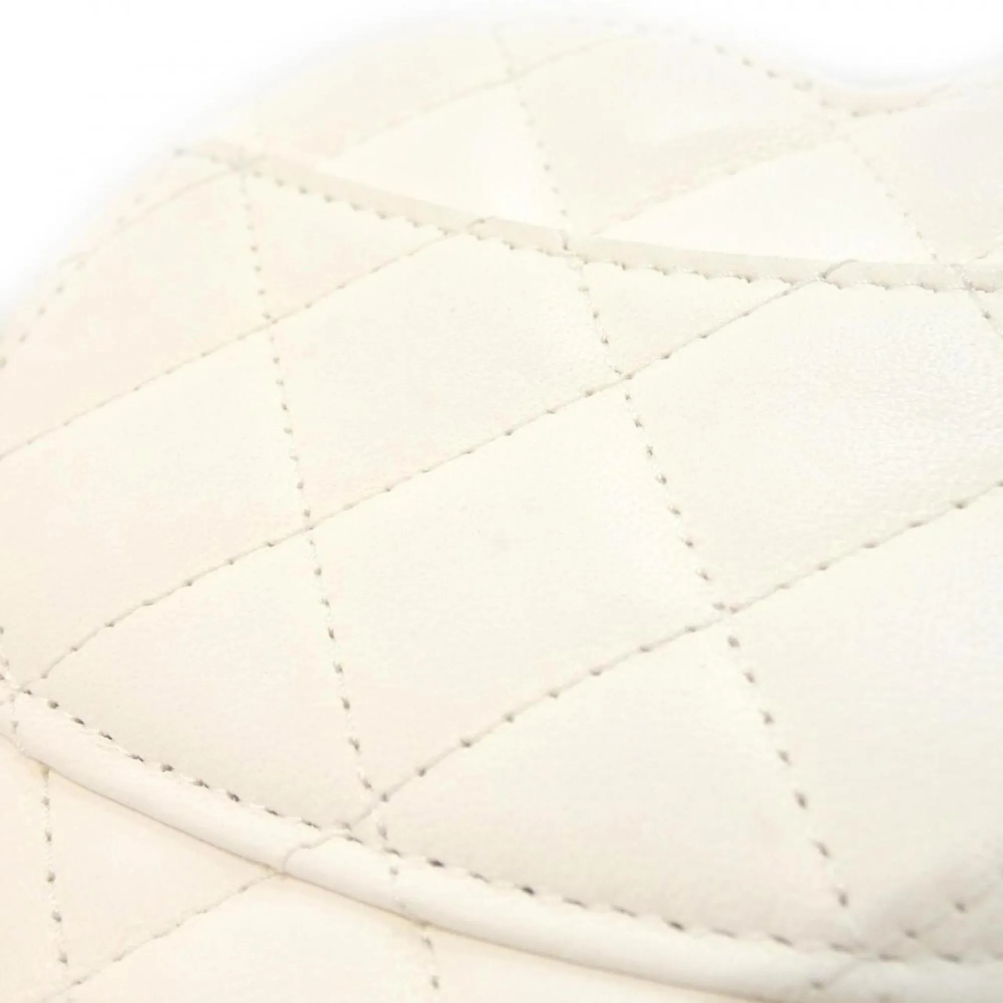 Leather Shoulder Bag (Pre-Owned) - Chanel - Modalova