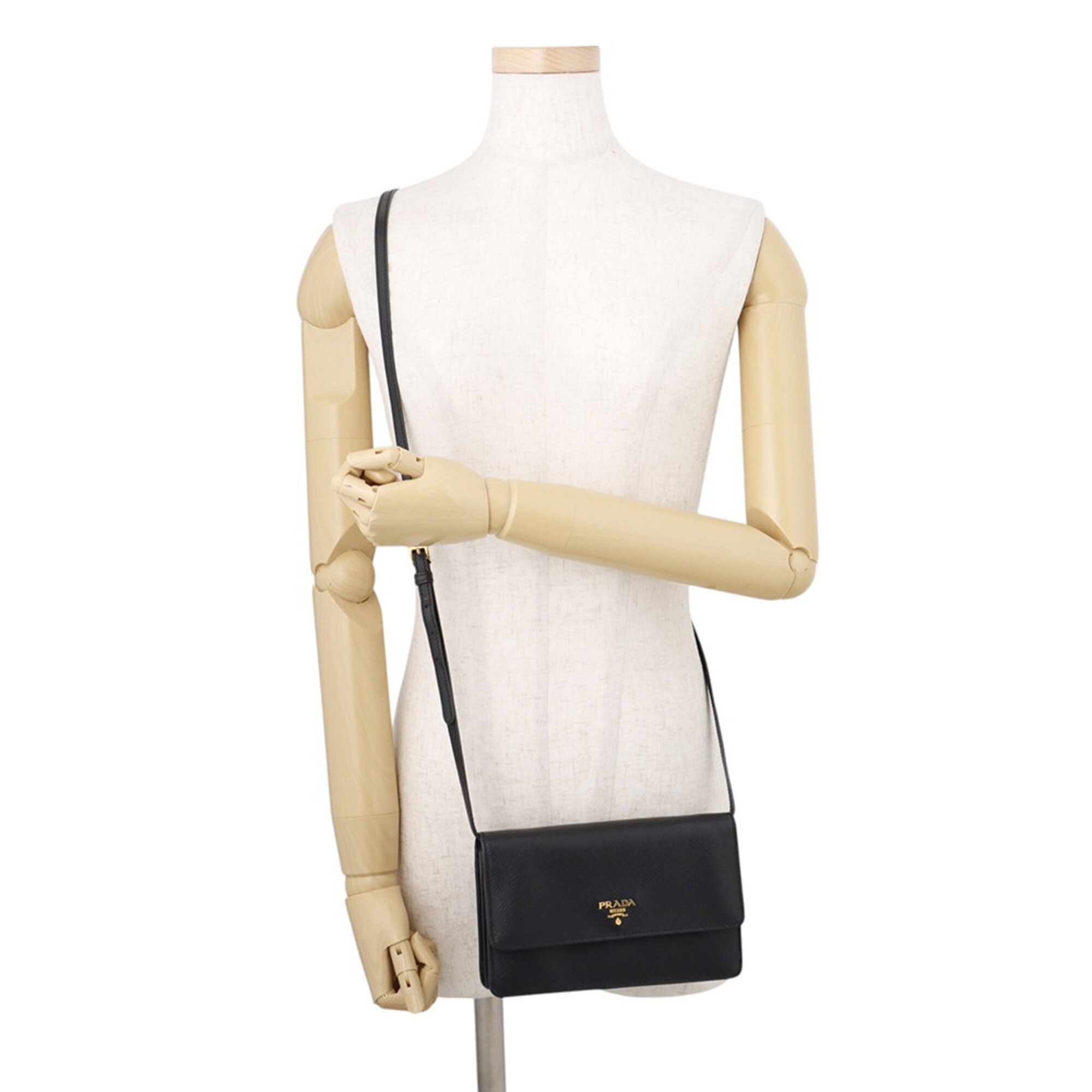 Saffiano Chain/Shoulder Wallet (Pre-Owned) - Prada - Modalova