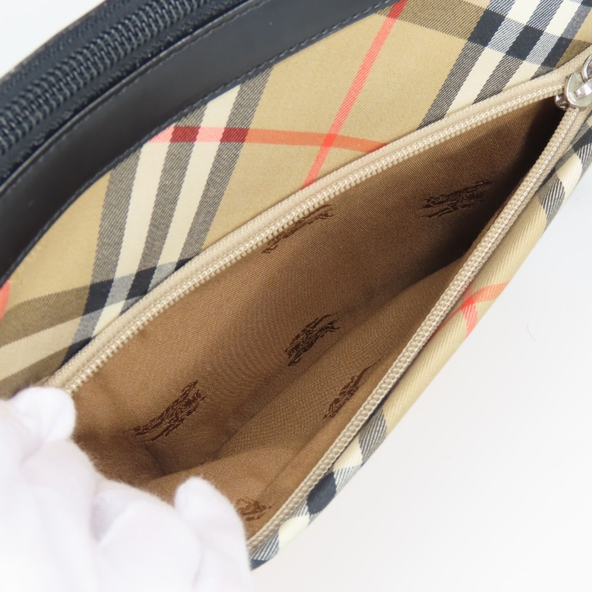 Canvas Leather Shoulder Bag (Pre-Owned) - Burberry - Modalova