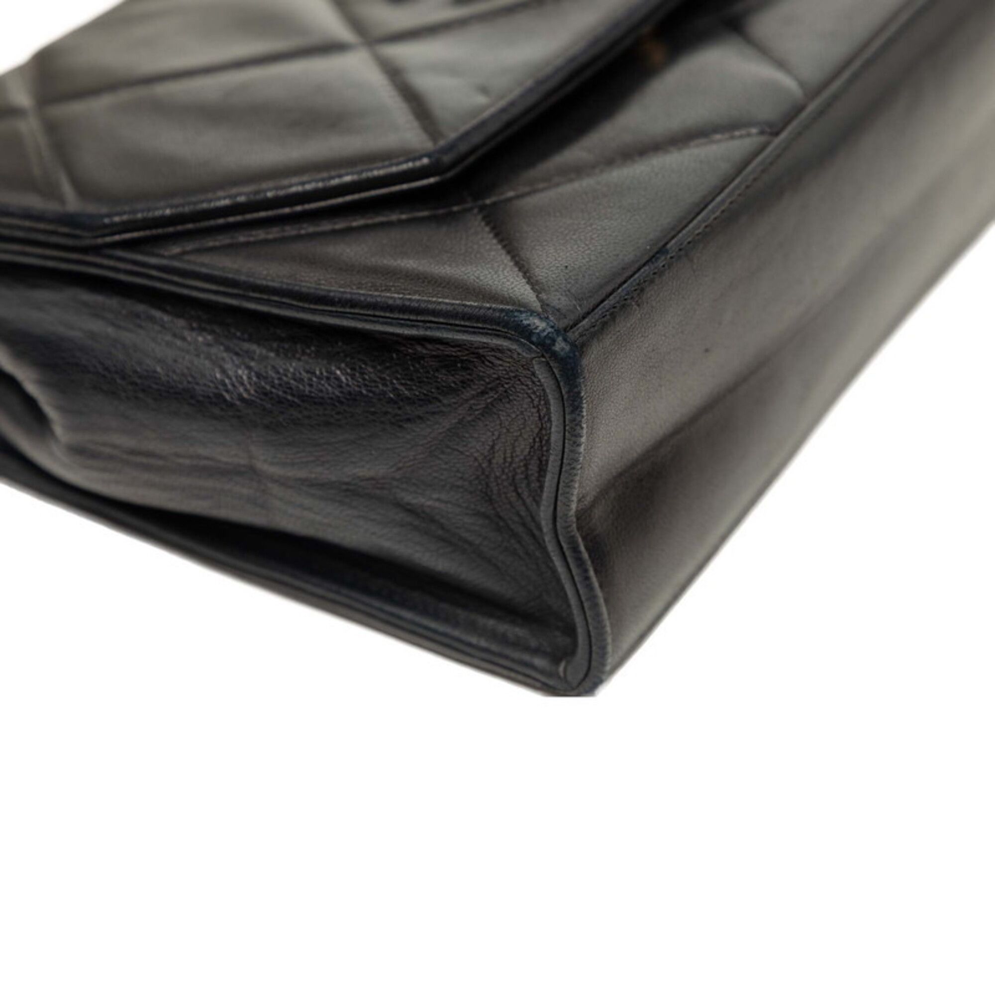 Leather Shoulder Bag (Pre-Owned) - Chanel - Modalova