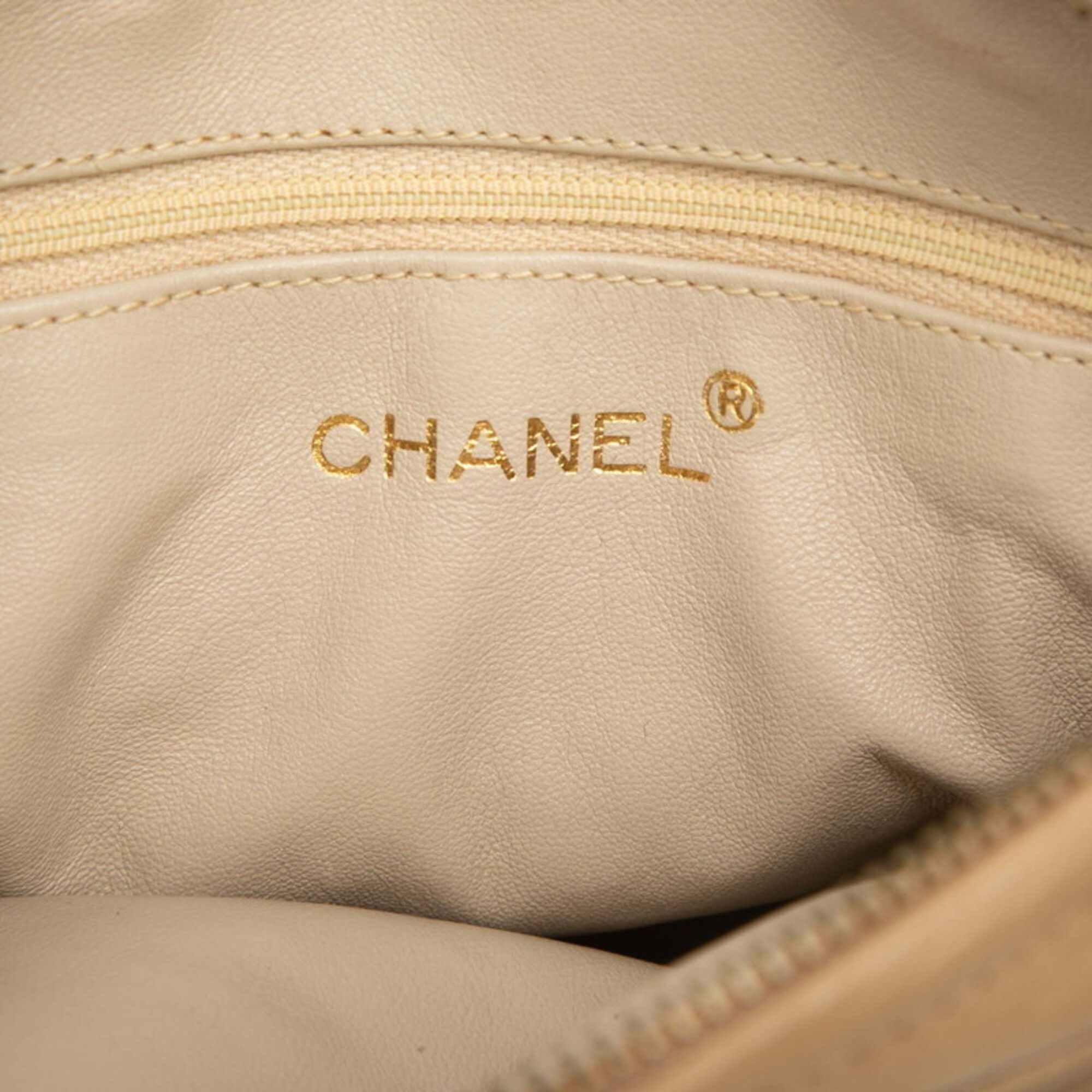 Leather Shoulder Bag (Pre-Owned) - Chanel - Modalova
