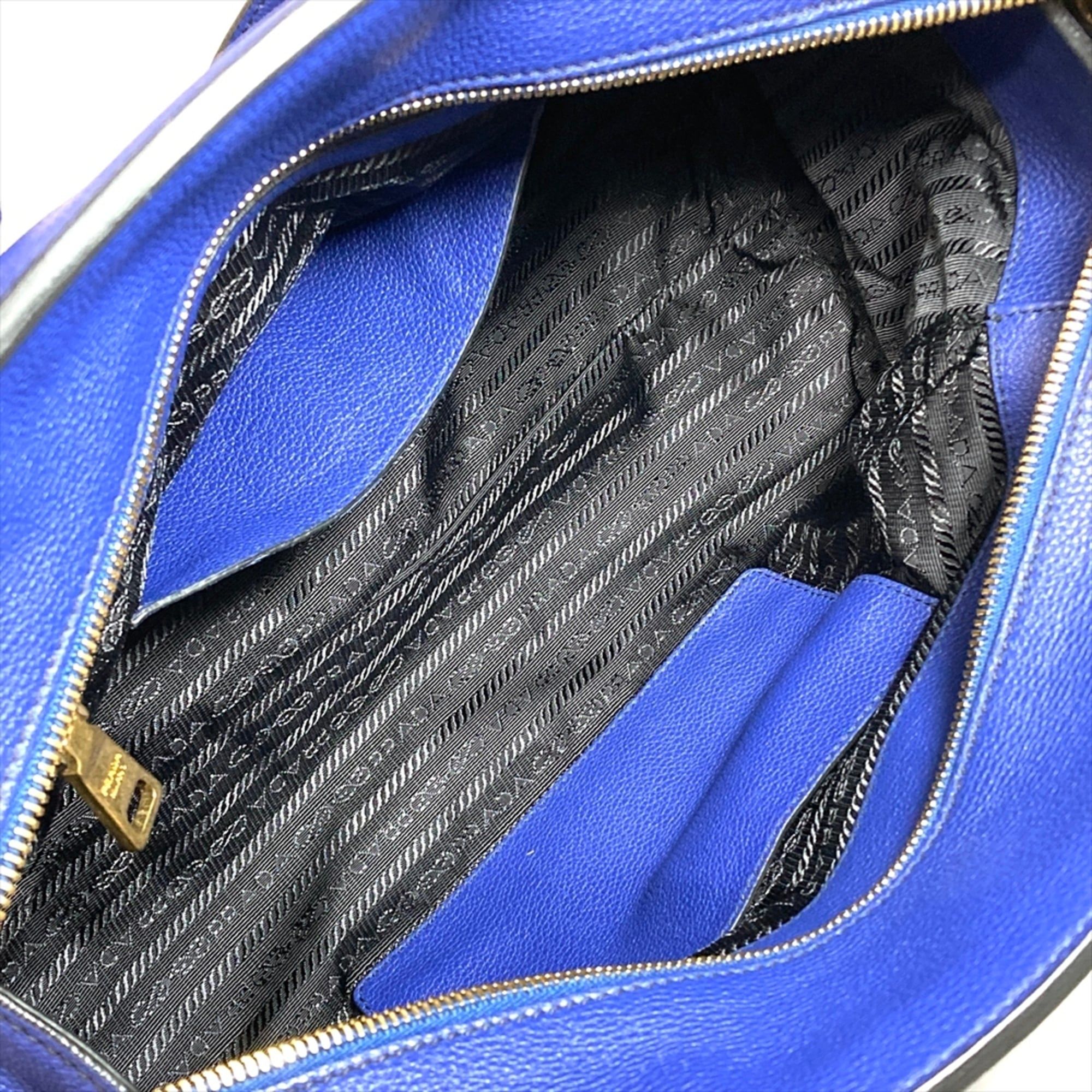 Leather Handbag (Pre-Owned) - Prada - Modalova