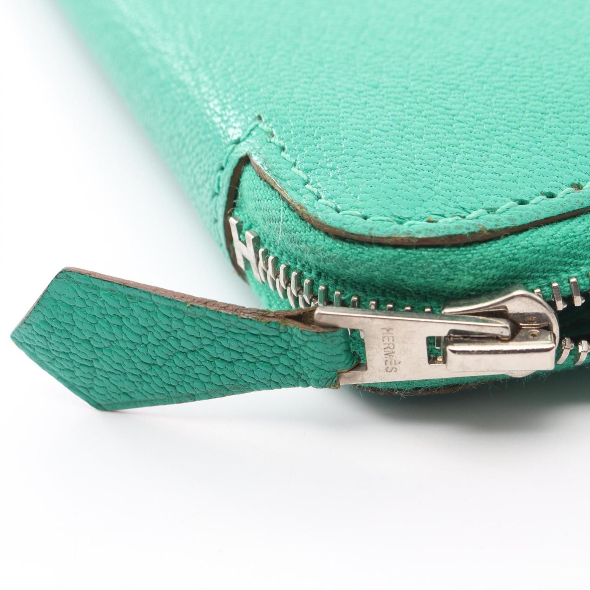 Mint Chevre Leather Long Wallet (Bi-Fold) (Pre-Owned) - Hermes - Modalova