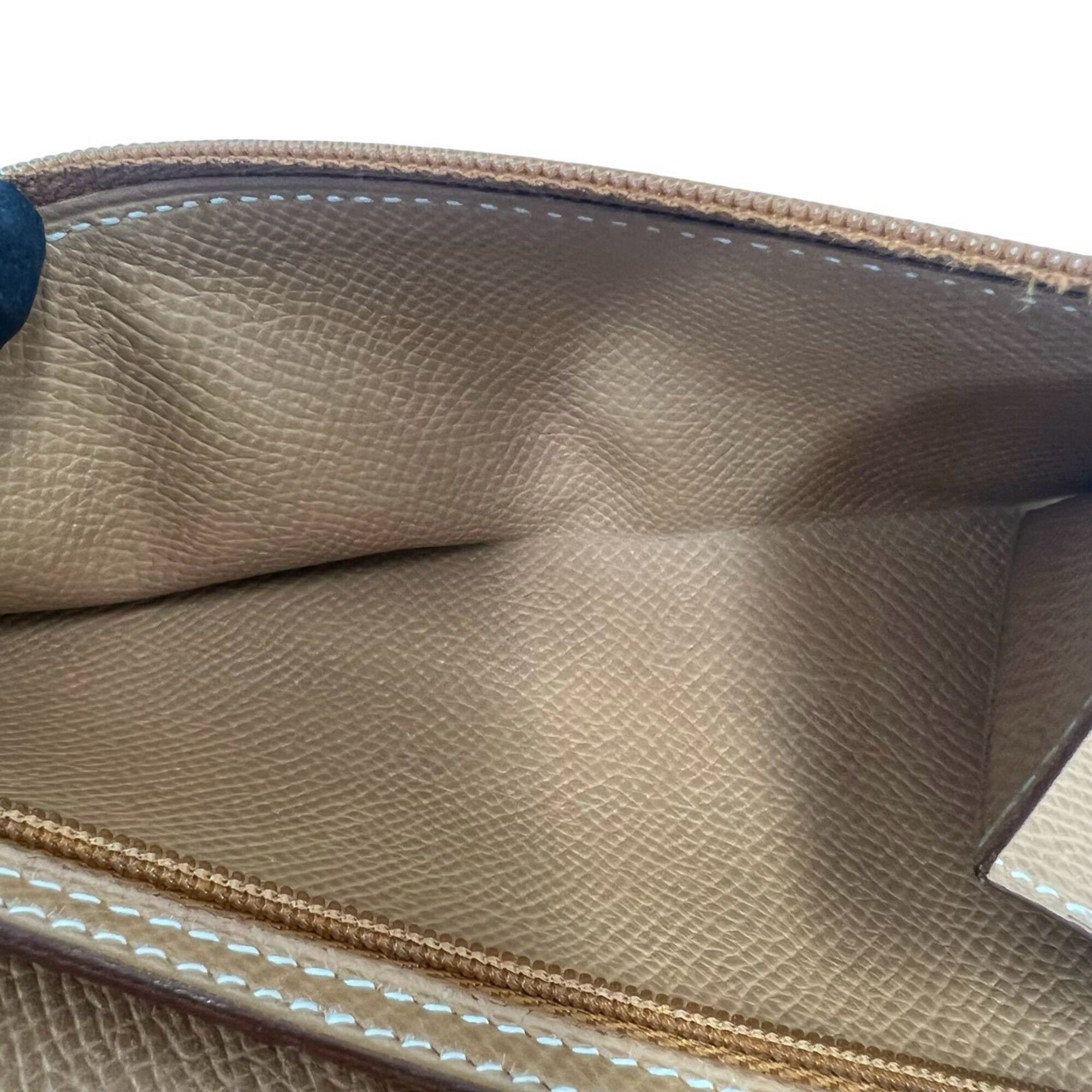 Courchevel Leather Long Wallet (Bi-Fold) (Pre-Owned) - Hermes - Modalova