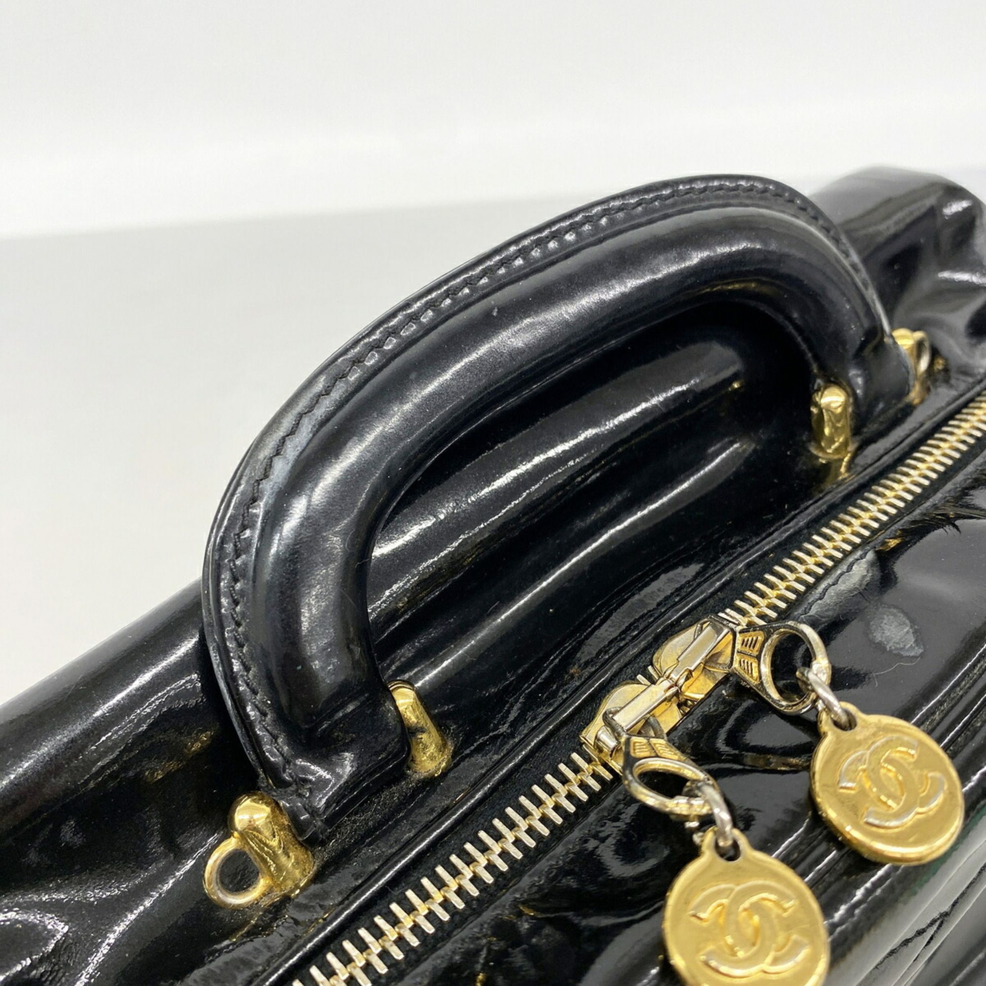 Patent Leather Vanity Bag (Pre-Owned) - Chanel - Modalova