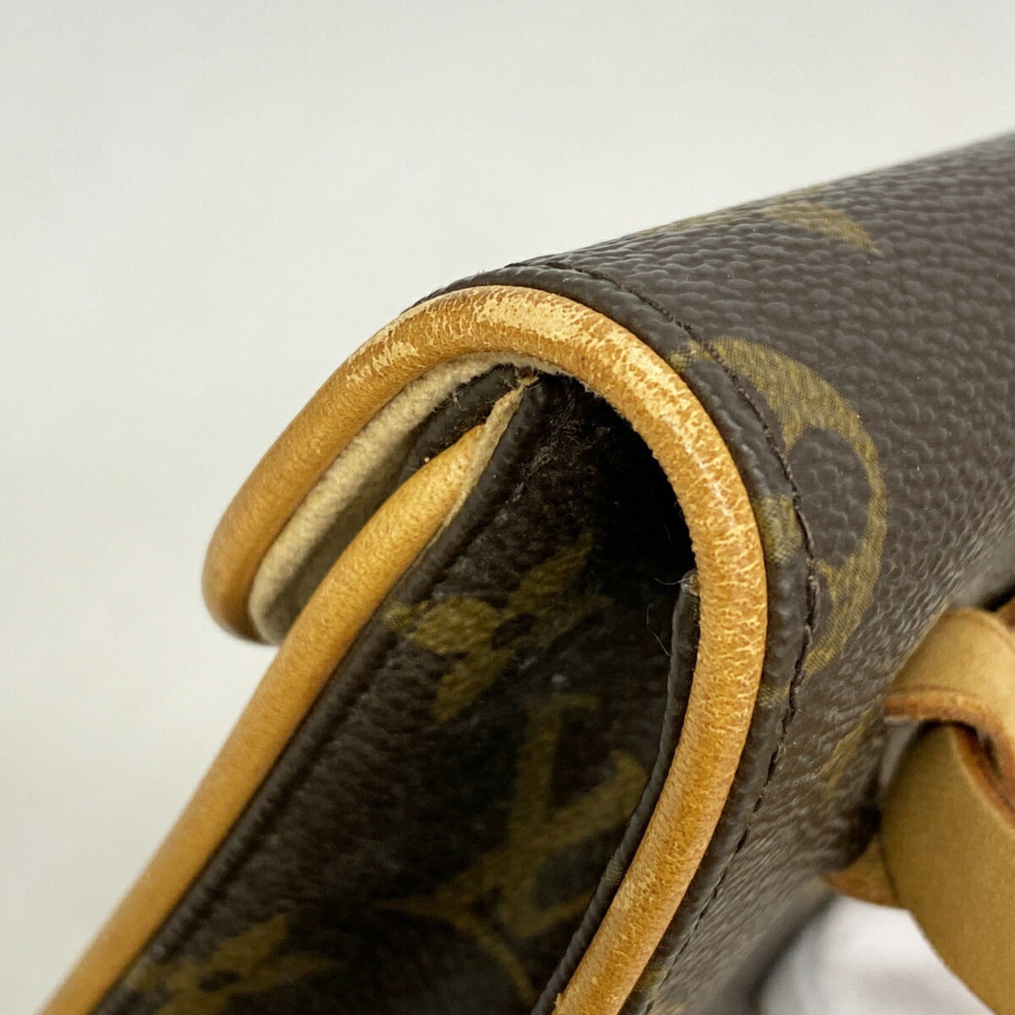 Fanny Pack (Pre-Owned) - Louis Vuitton - Modalova