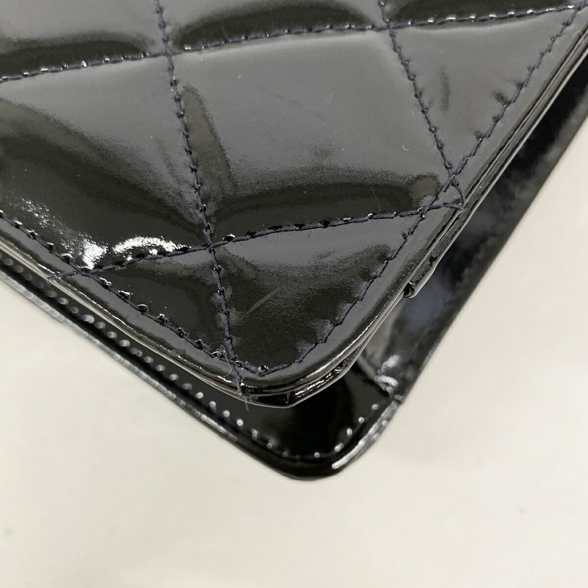Patent Leather Shoulder Bag (Pre-Owned) - Chanel - Modalova