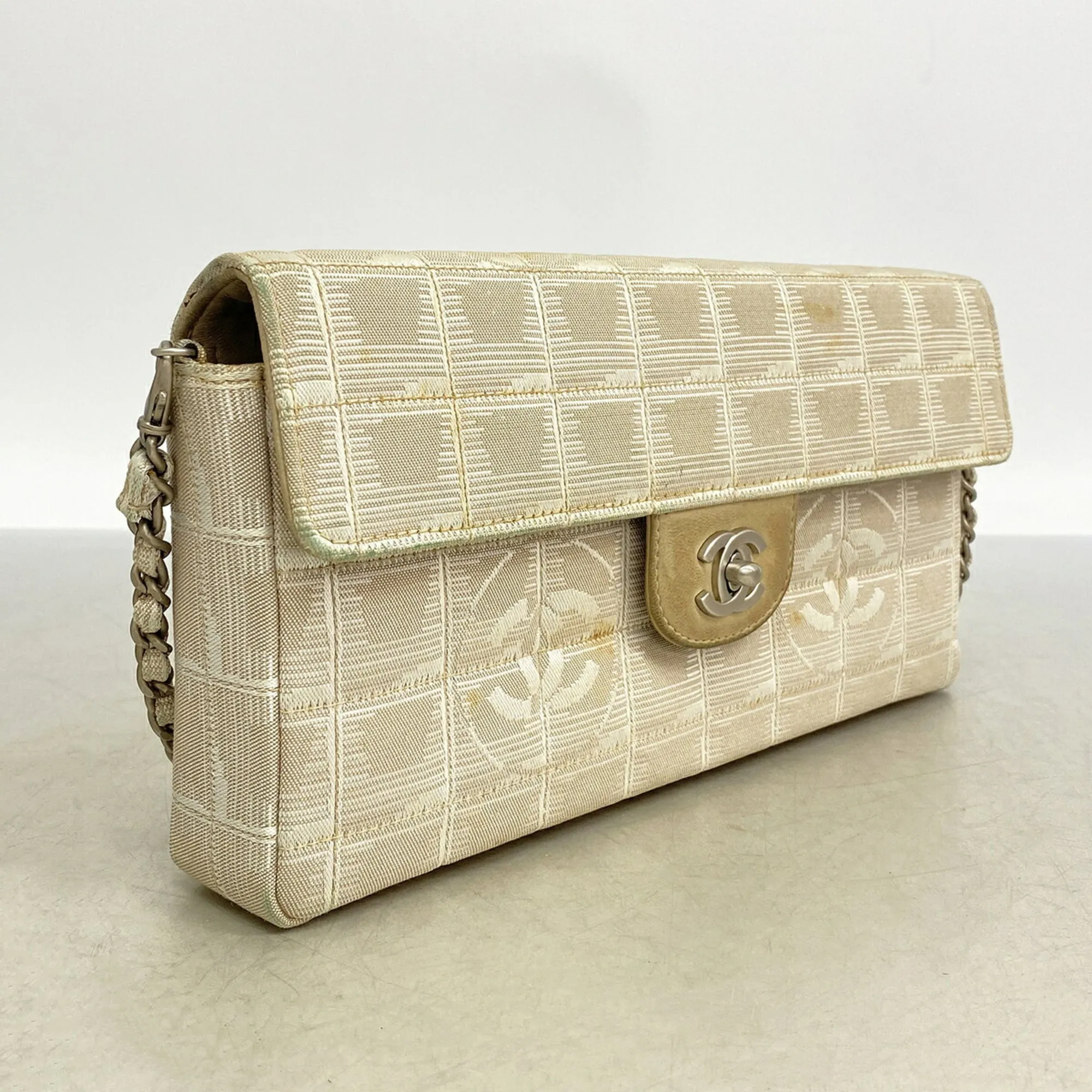 Nylon Shoulder Bag (Pre-Owned) - Chanel - Modalova