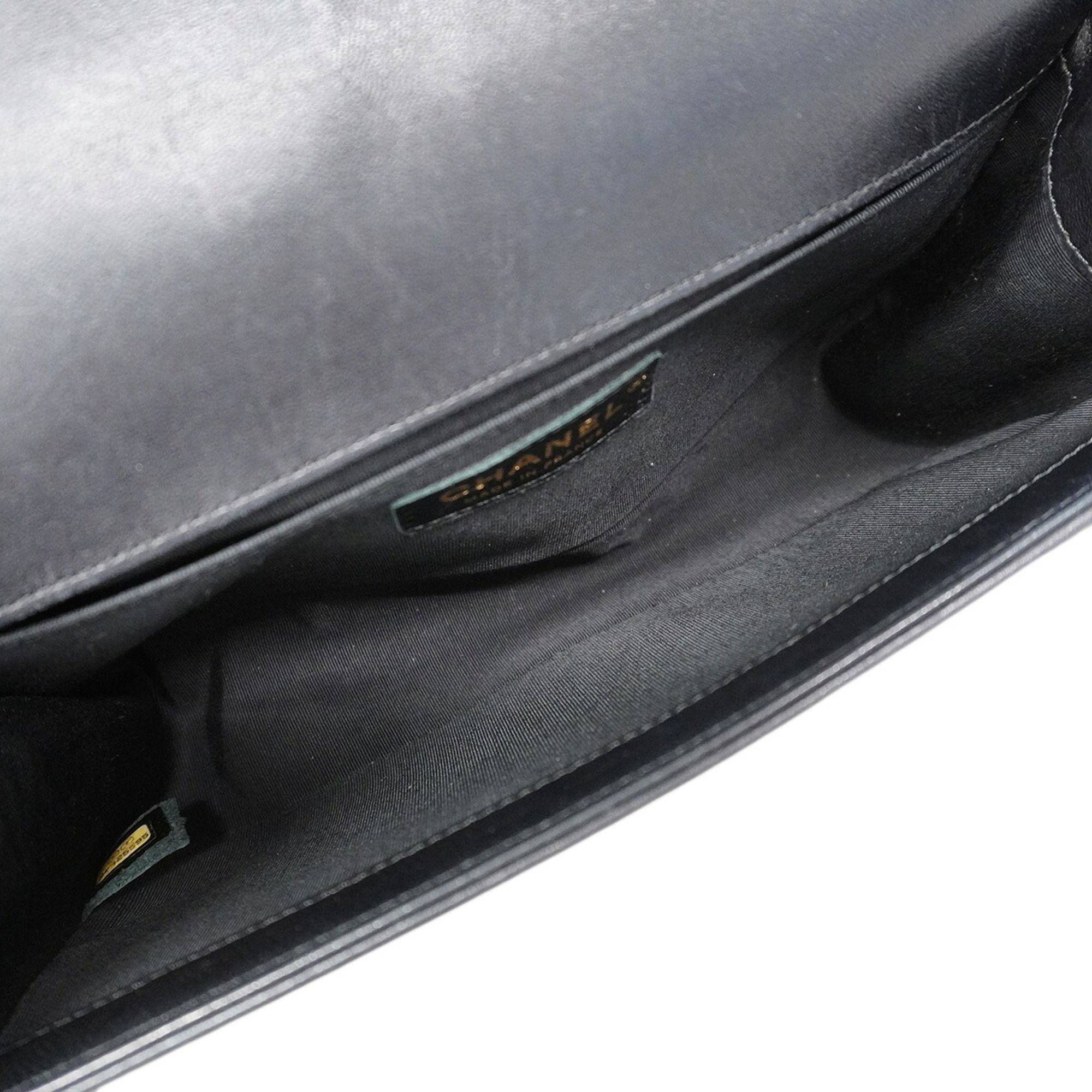 Leather Shoulder Bag (Pre-Owned) - Chanel - Modalova