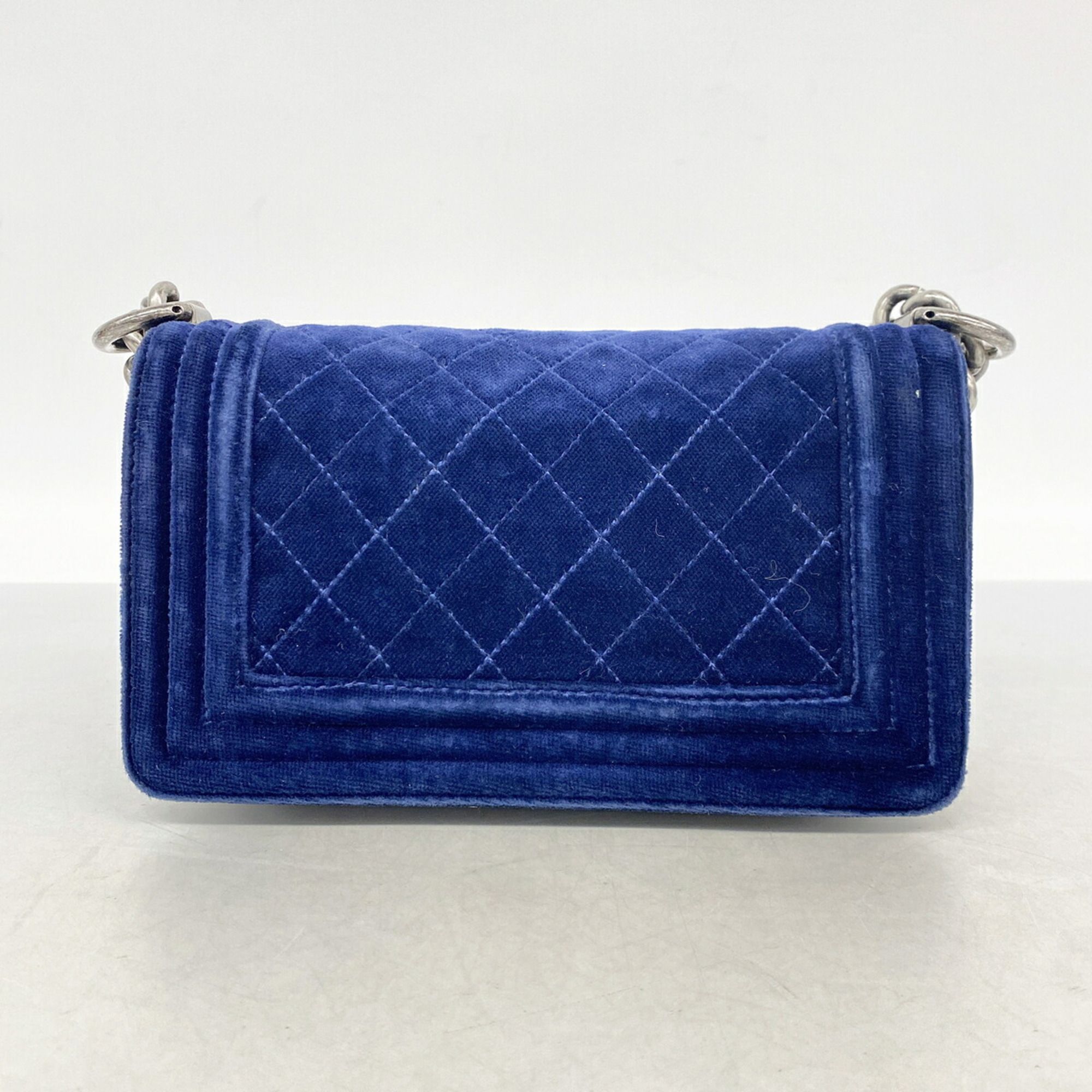 Suede Shoulder Bag (Pre-Owned) - Chanel - Modalova