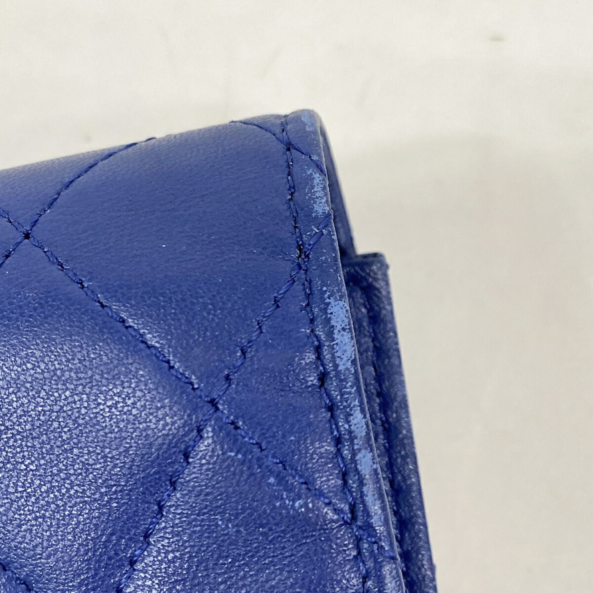 Leather Wallet (Tri-Fold) (Pre-Owned) - Chanel - Modalova