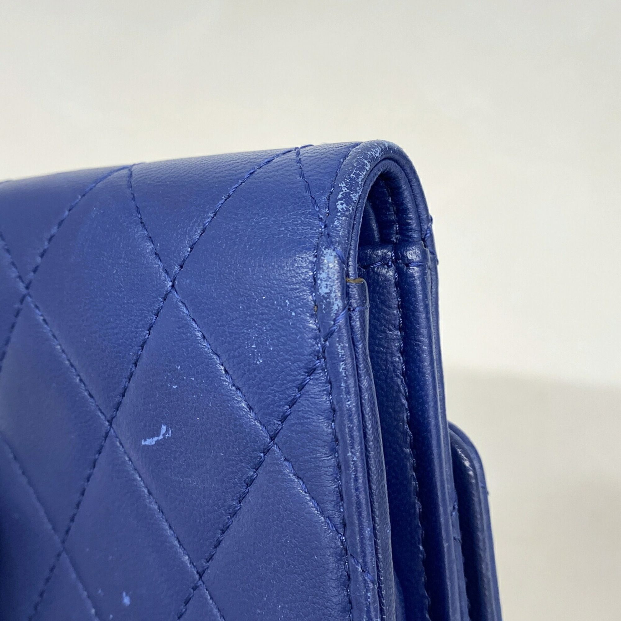 Leather Wallet (Tri-Fold) (Pre-Owned) - Chanel - Modalova