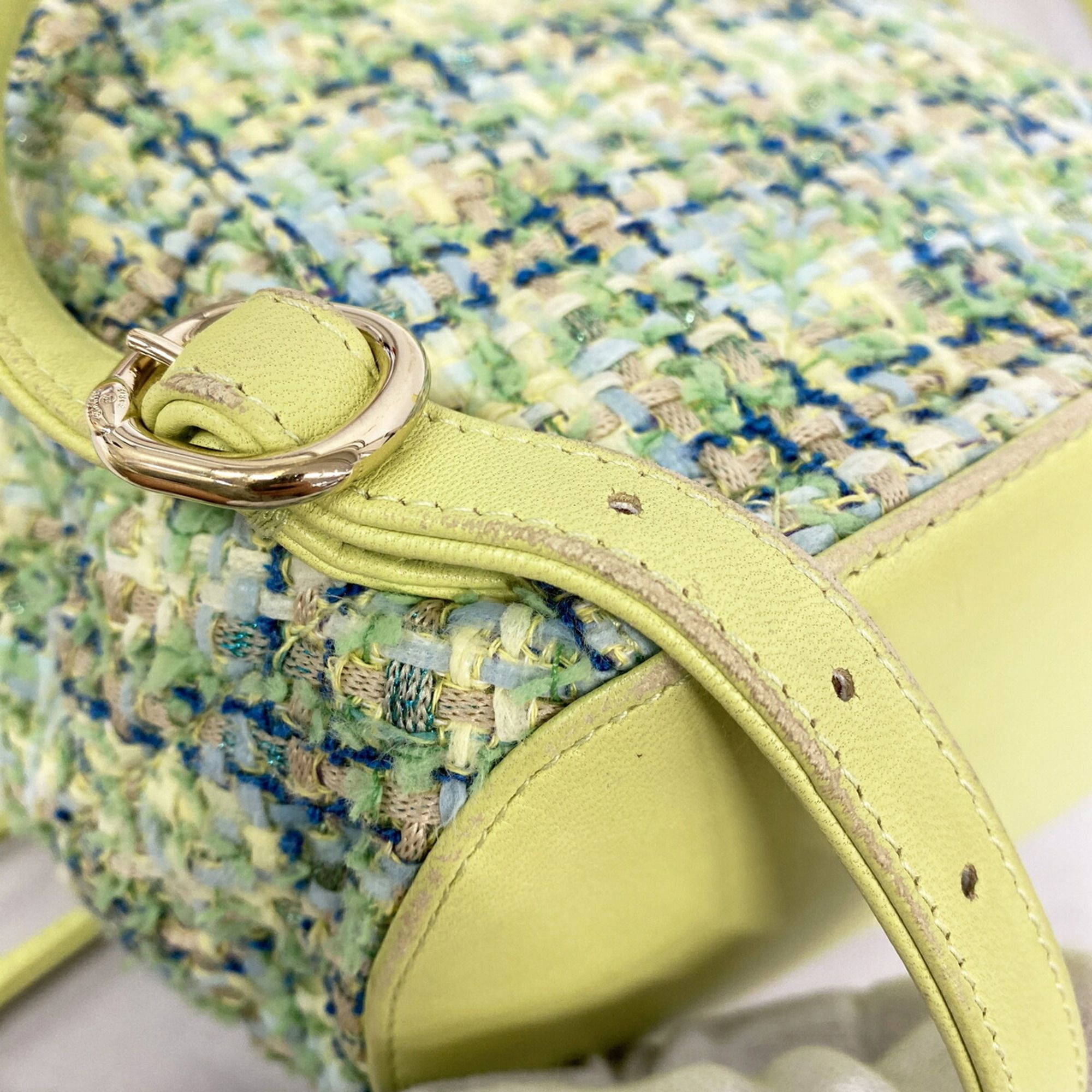 Tweed Backpack (Pre-Owned) - Chanel - Modalova