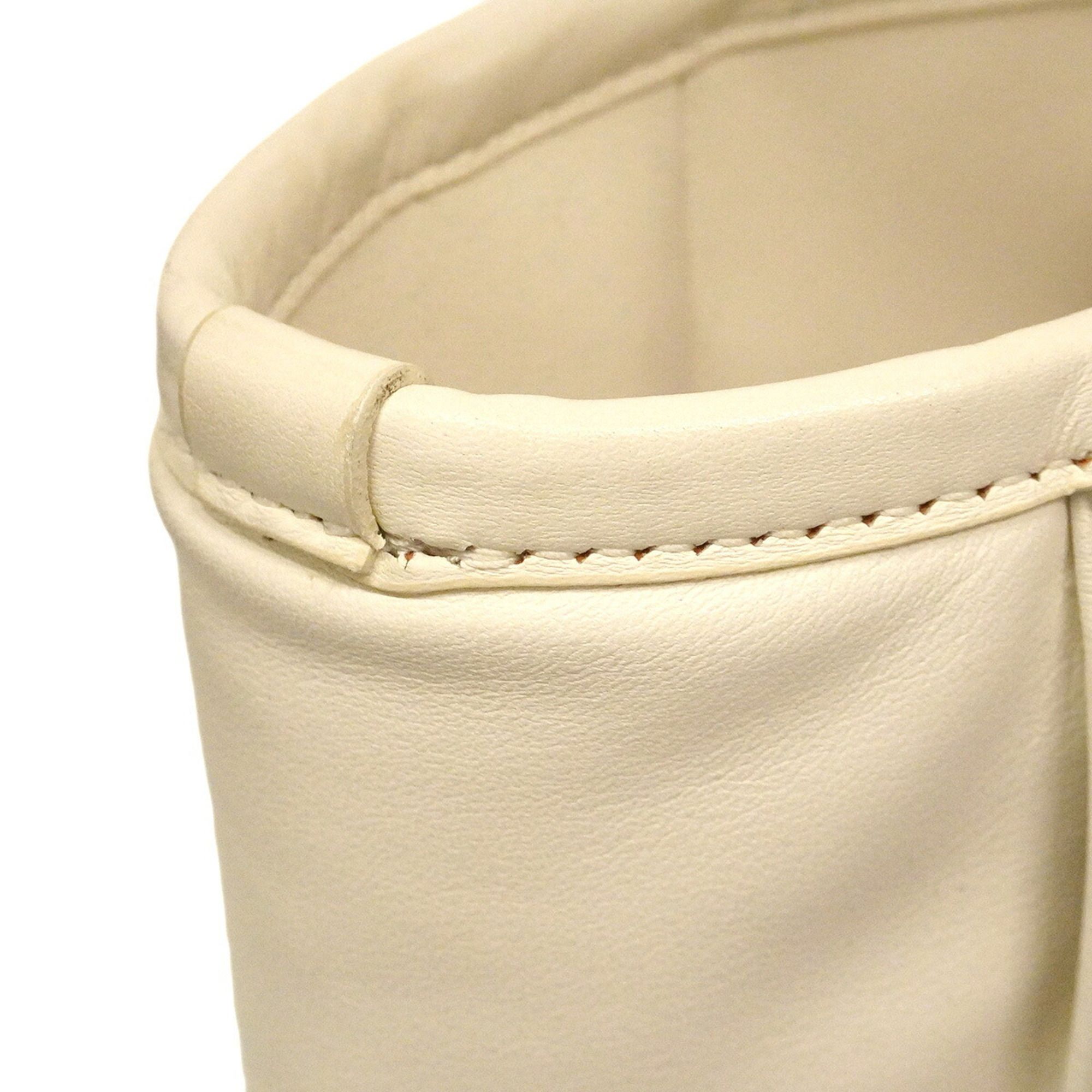 Leather Tote Bag (Pre-Owned) - Chanel - Modalova
