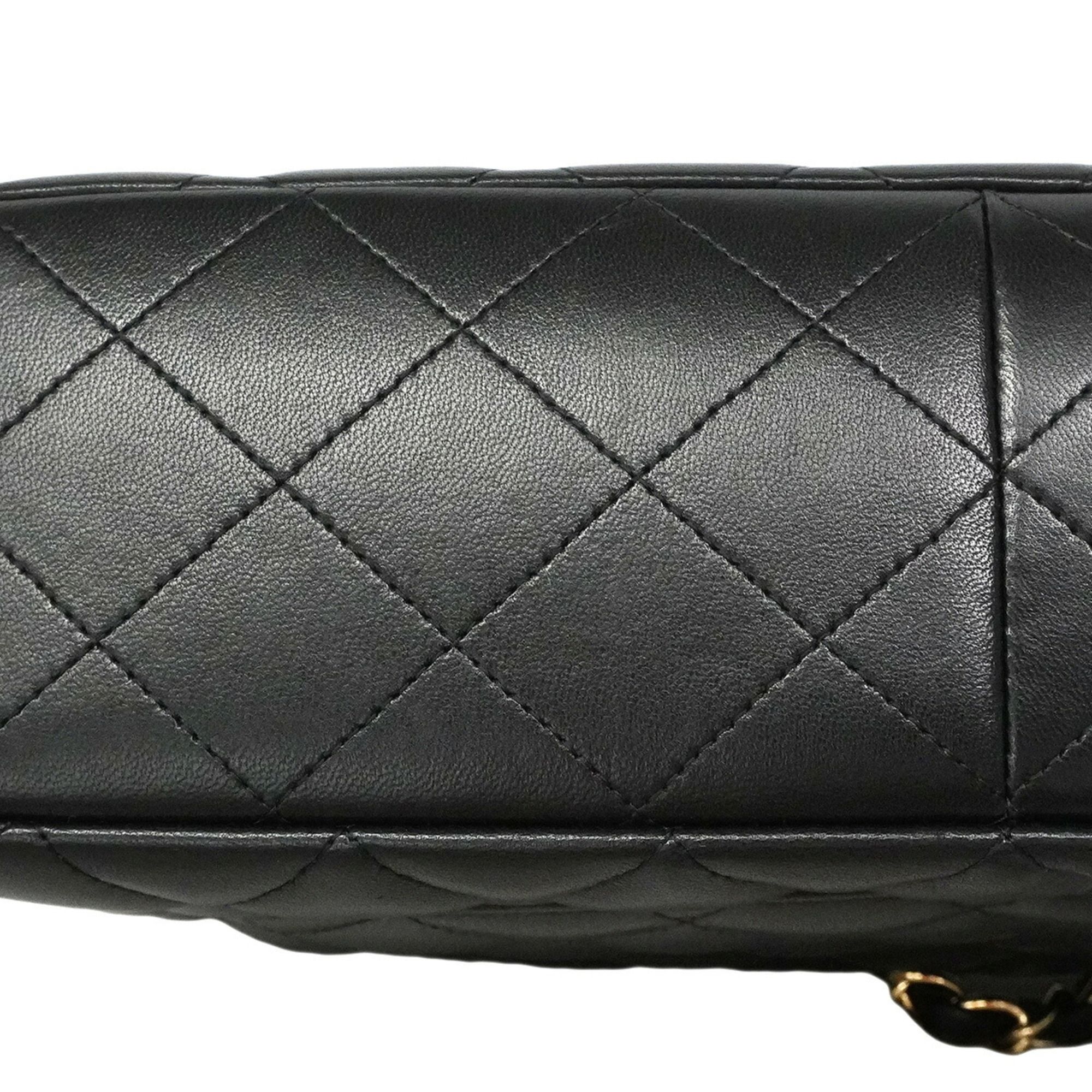 Leather Shoulder Bag (Pre-Owned) - Chanel - Modalova