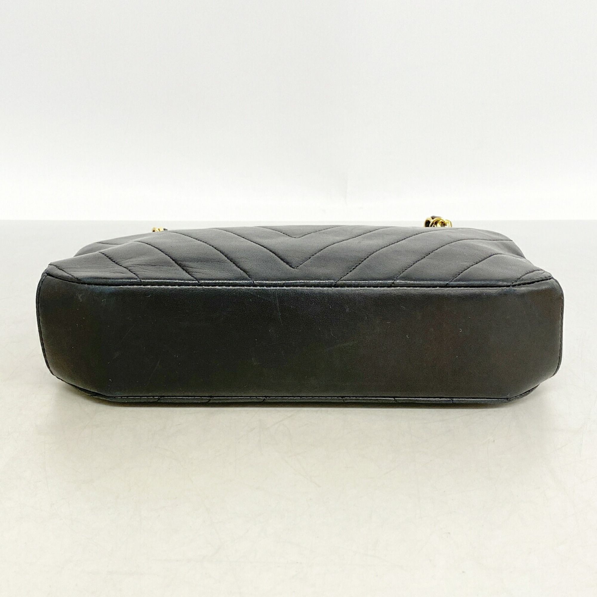 Leather Shoulder Bag (Pre-Owned) - Chanel - Modalova