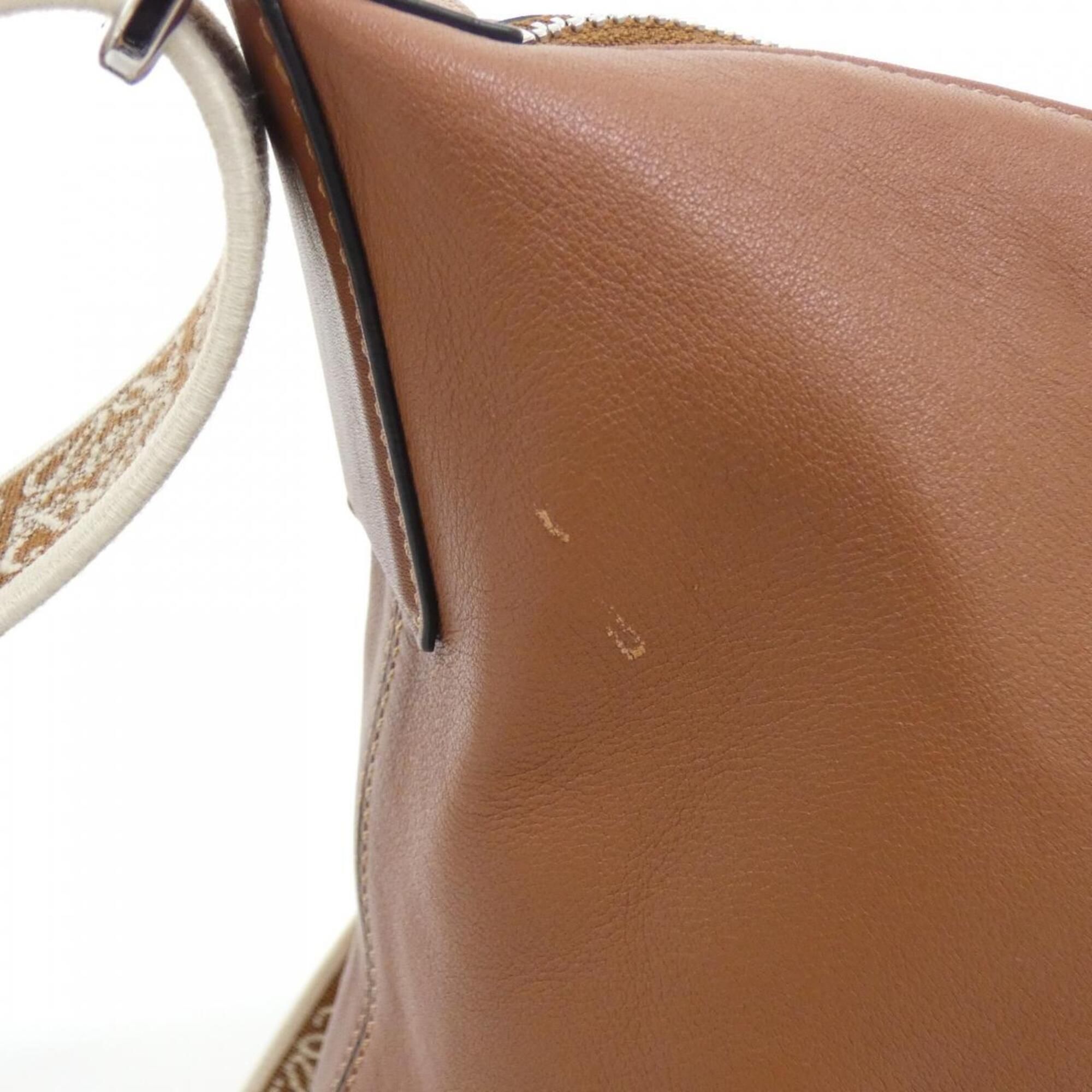 Leather Shoulder Bag (Pre-Owned) - Loewe - Modalova