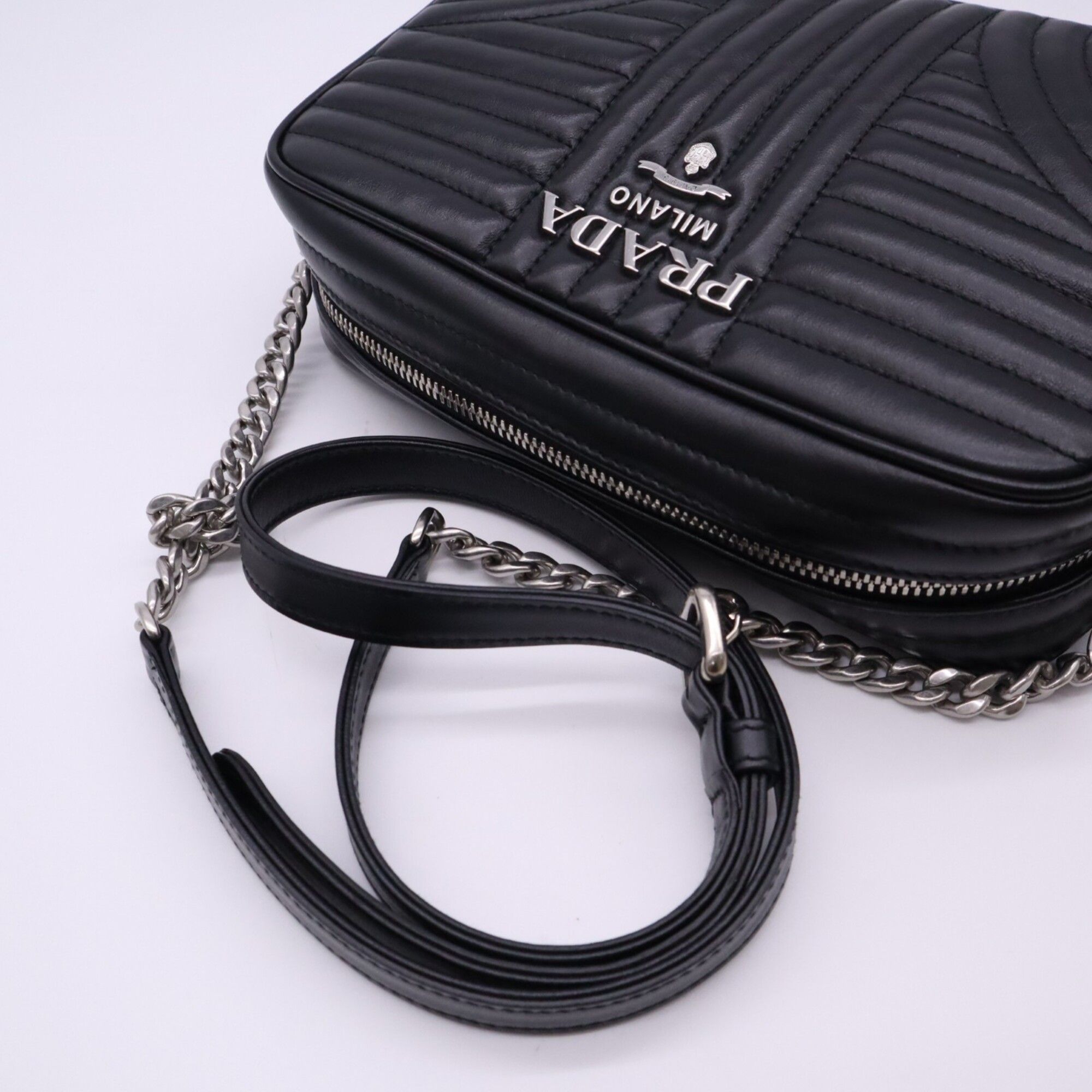 Leather Shoulder Bag (Pre-Owned) - Prada - Modalova