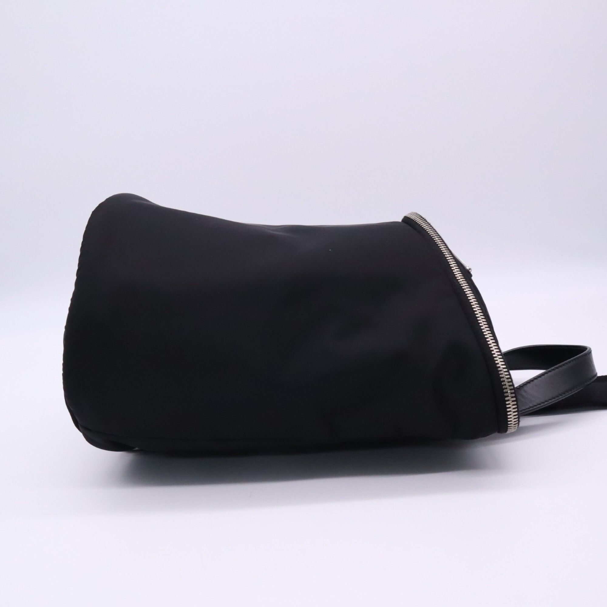 Nylon Leather Shoulder Bag (Pre-Owned) - Prada - Modalova