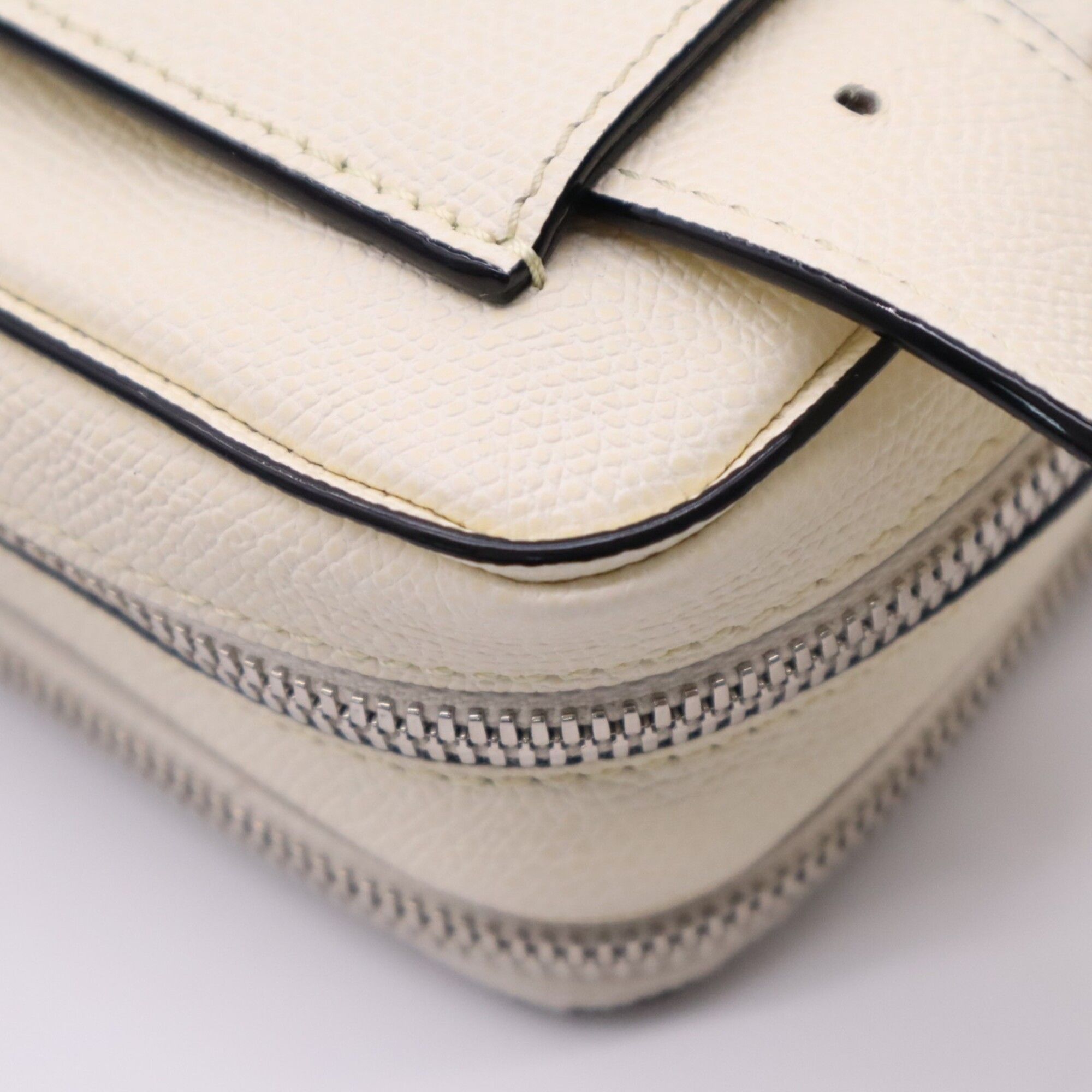 Leather Shoulder Bag (Pre-Owned) - Valextra - Modalova