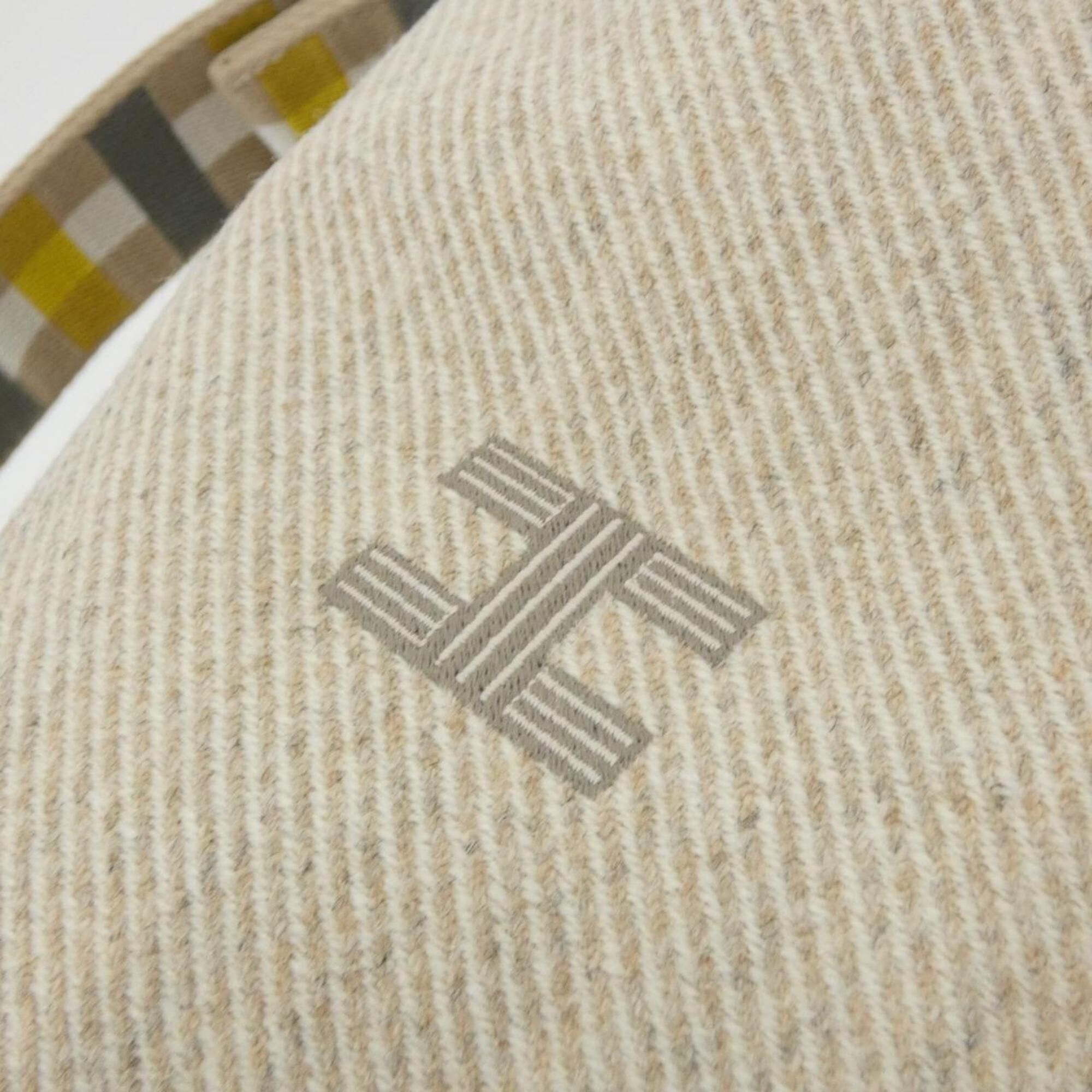 Hermes Beige Wool Pouch (Pre-Owned) - Hermes - Modalova