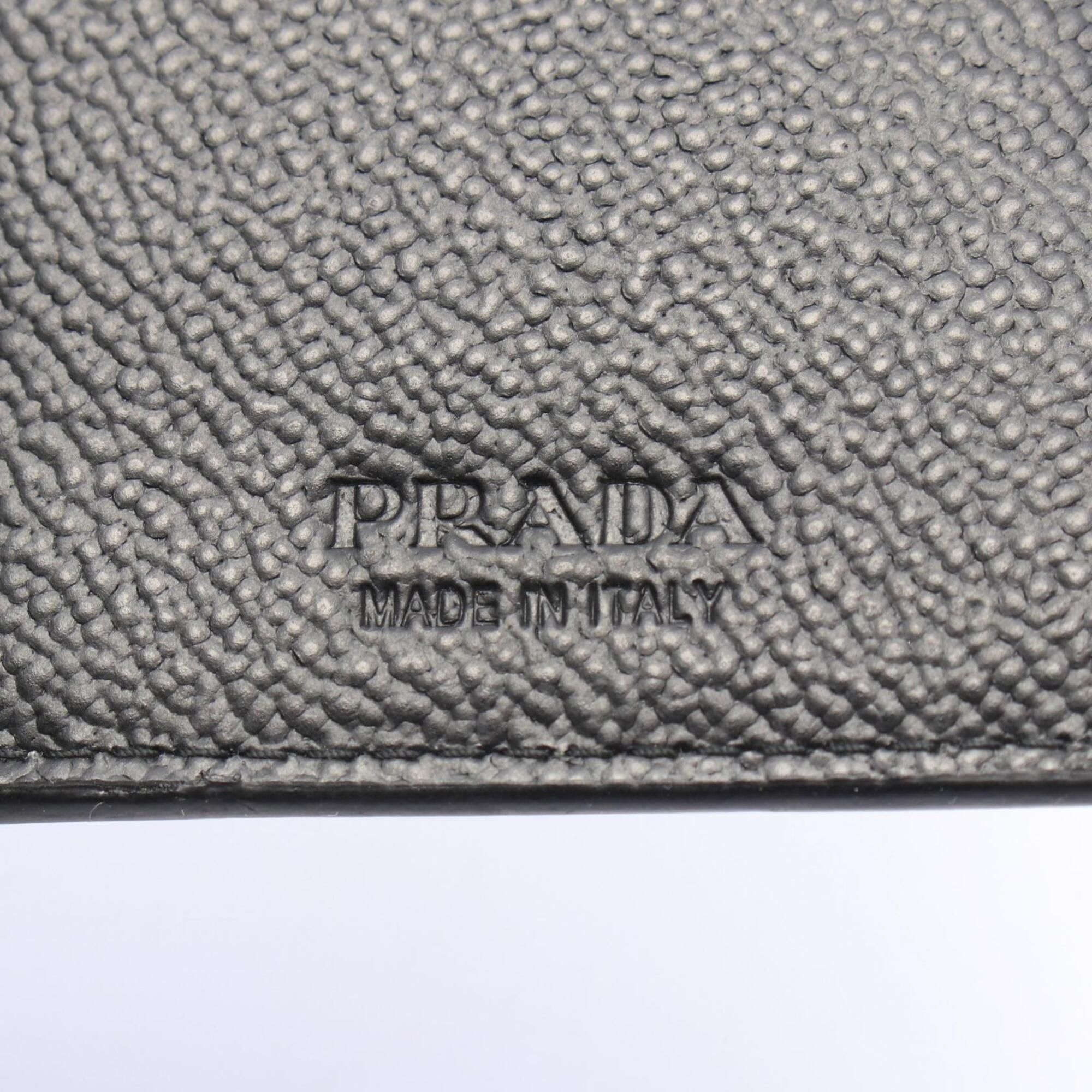 Leather Long Wallet (Bi-Fold) (Pre-Owned) - Prada - Modalova