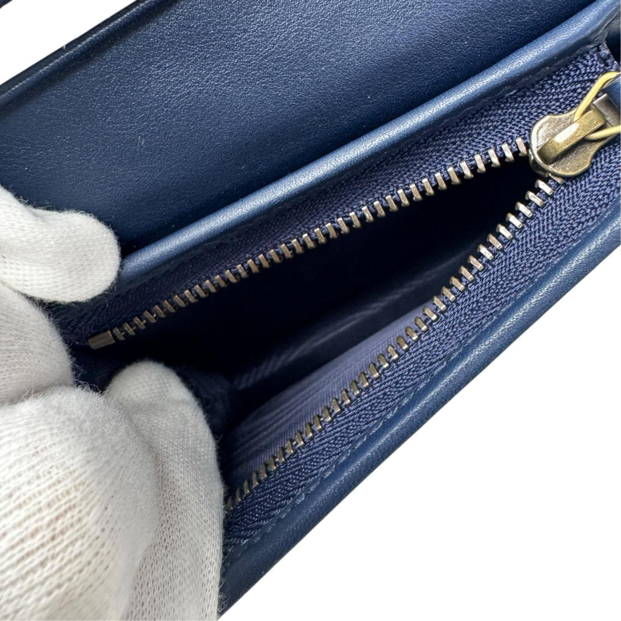Canvas Leather Wallet (Bi-Fold) (Pre-Owned) - Gucci - Modalova