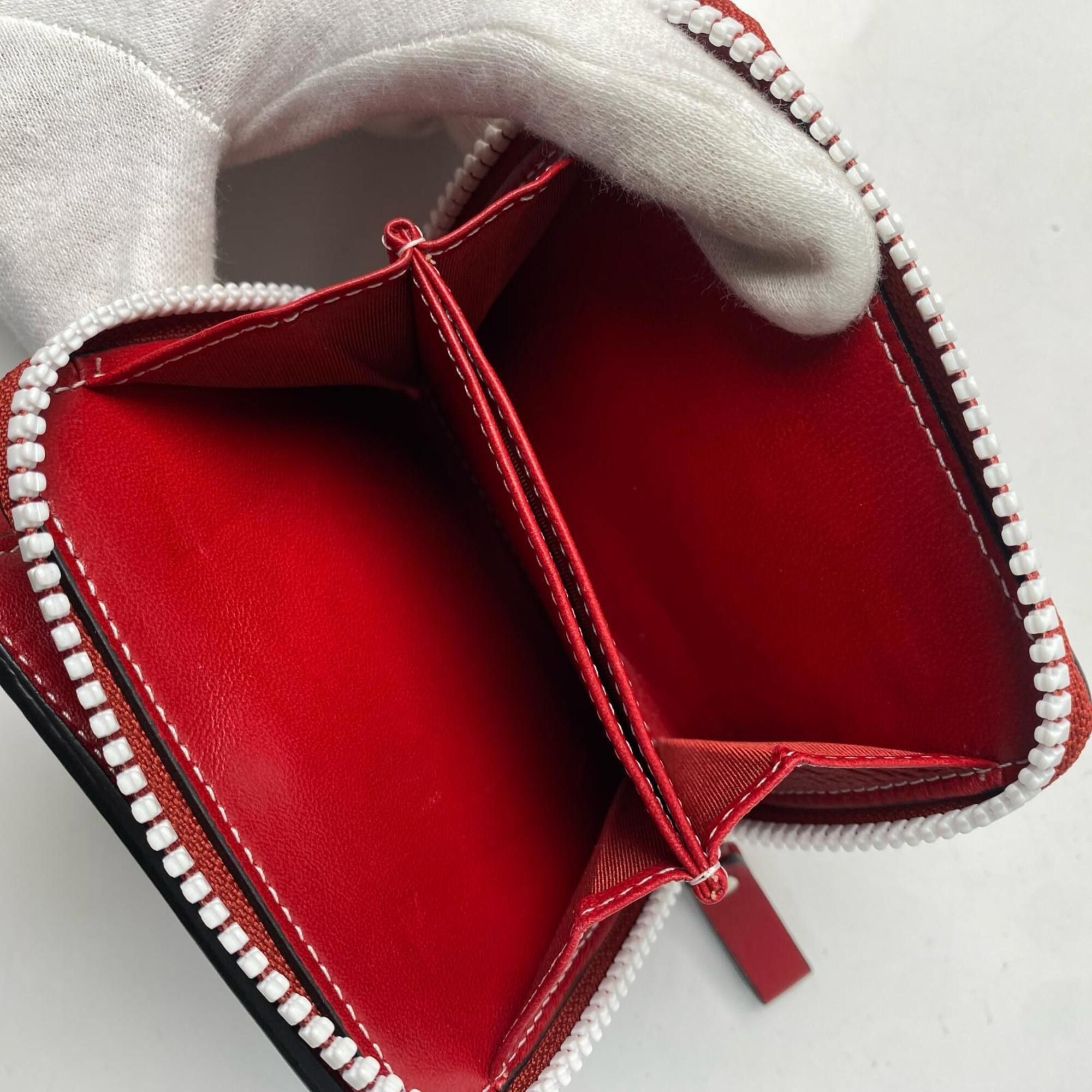 Leather Wallet (Bi-Fold) (Pre-Owned) - Valentino Garavani - Modalova