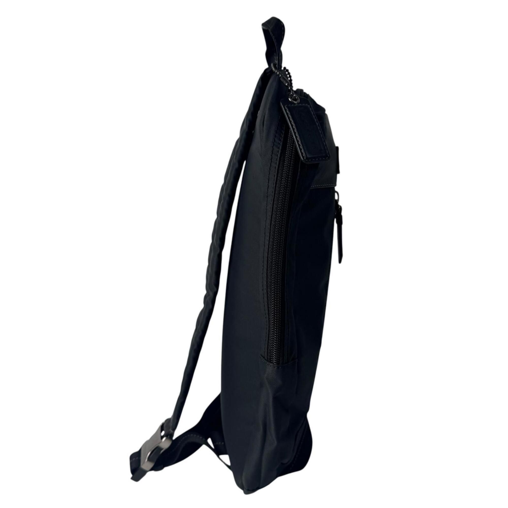 Nylon Sling Bag (Pre-Owned) - Coach - Modalova