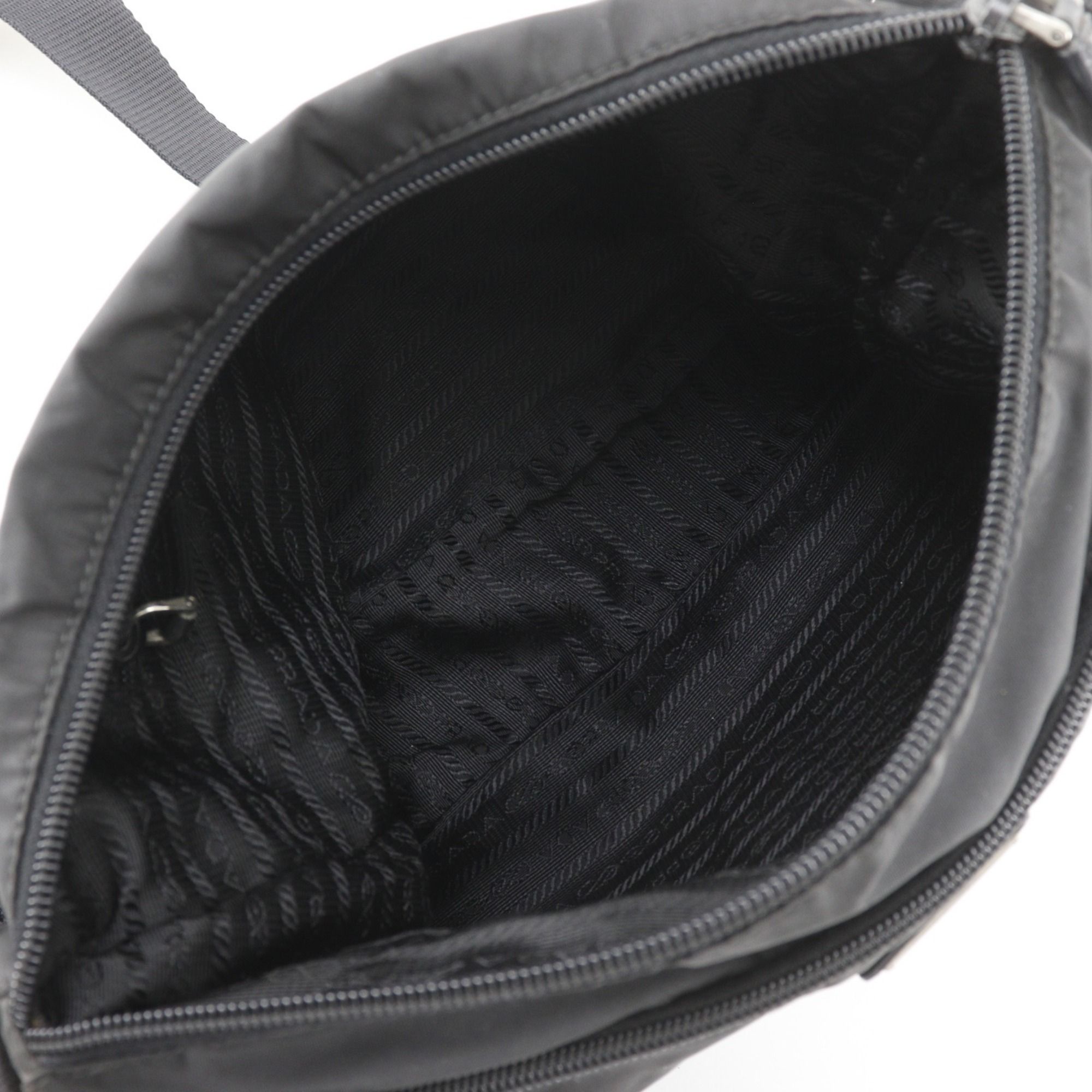 Nylon Shoulder Bag (Pre-Owned) - Prada - Modalova