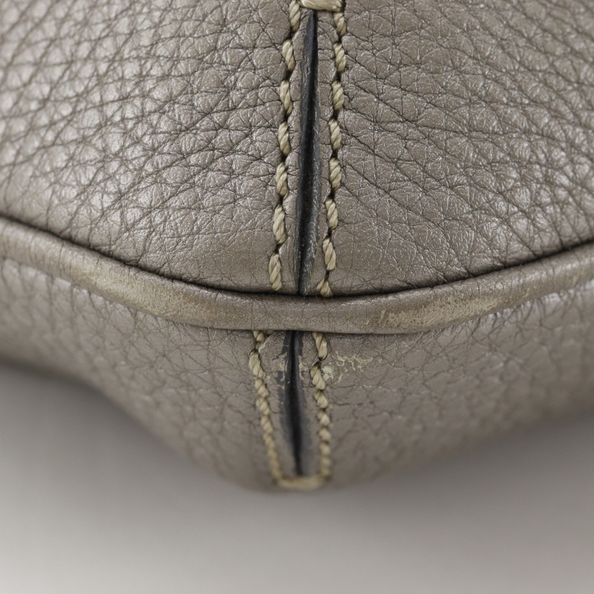 Leather Shoulder Bag (Pre-Owned) - Fendi - Modalova
