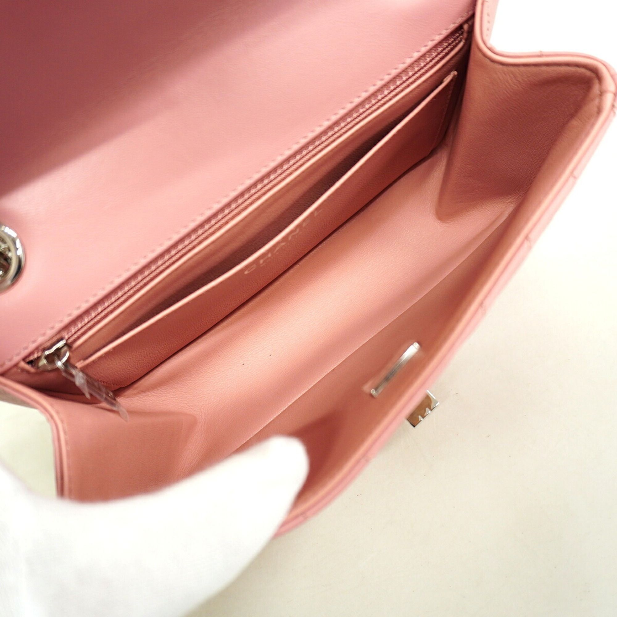 Leather Shoulder Bag (Pre-Owned) - Chanel - Modalova