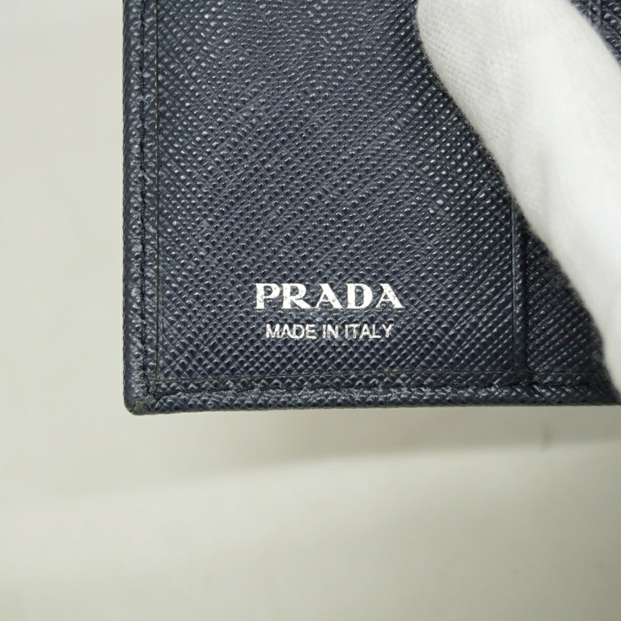 Leather Wallet (Tri-Fold) (Pre-Owned) - Prada - Modalova