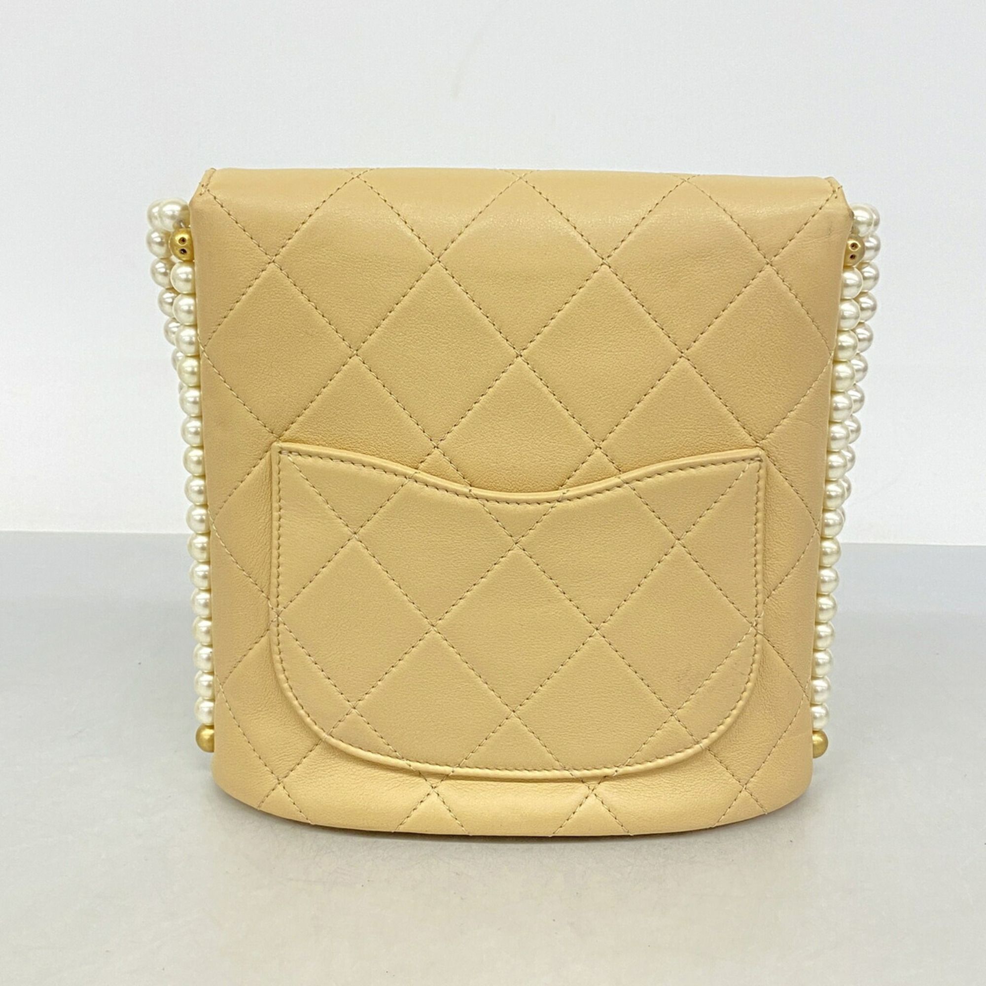 Leather Shoulder Bag (Pre-Owned) - Chanel - Modalova