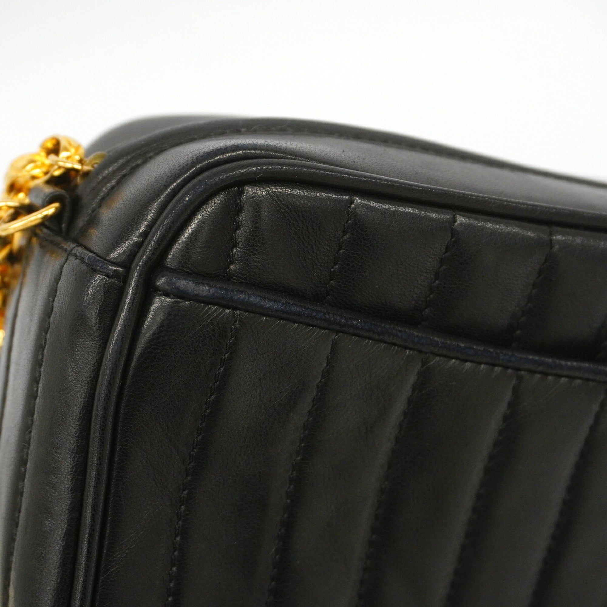 Leather Shoulder Bag (Pre-Owned) - Chanel - Modalova