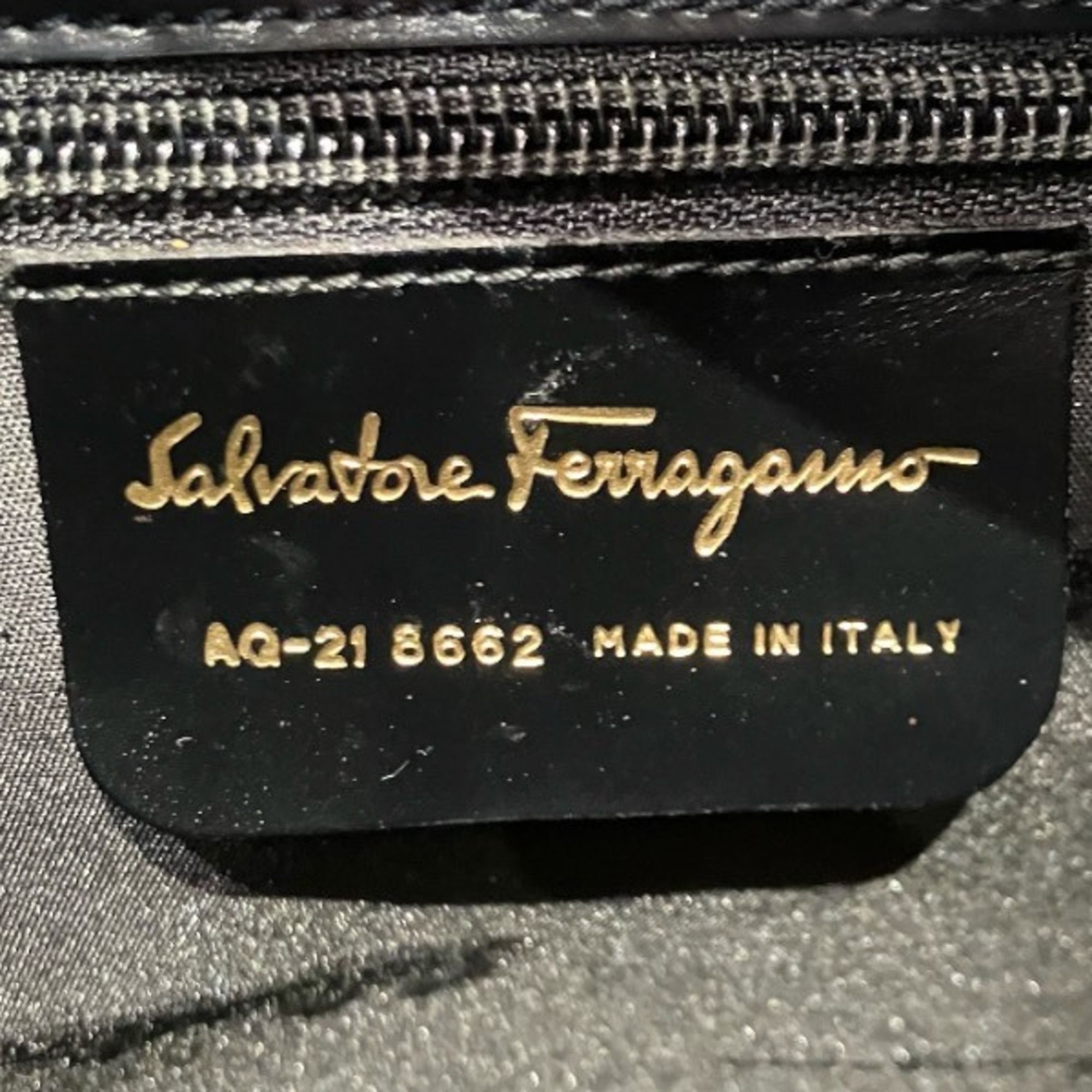 Leather Shoulder Bag (Pre-Owned) - Salvatore Ferragamo - Modalova