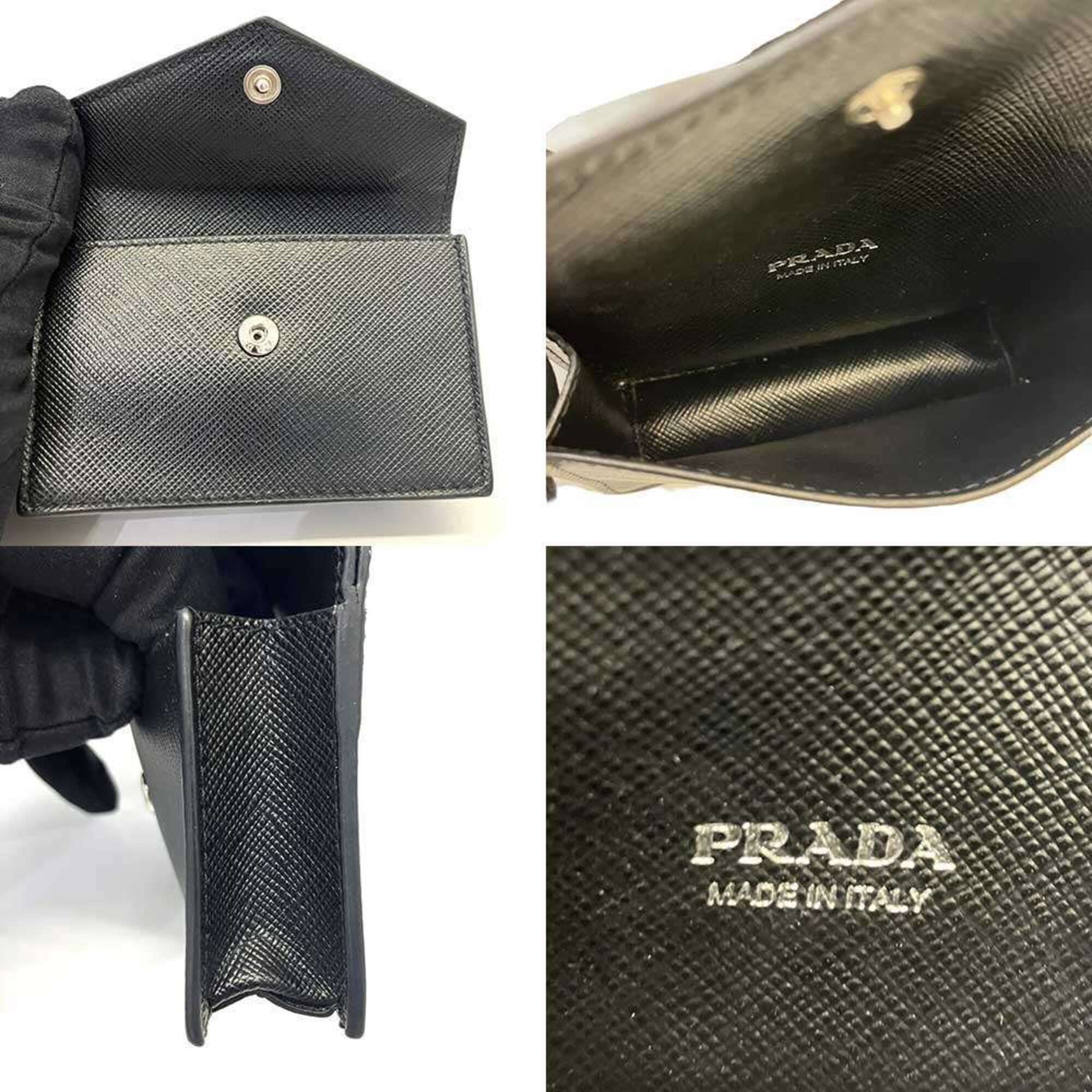 Saffiano Triangle Shoulder Bag (Pre-Owned) - Prada - Modalova