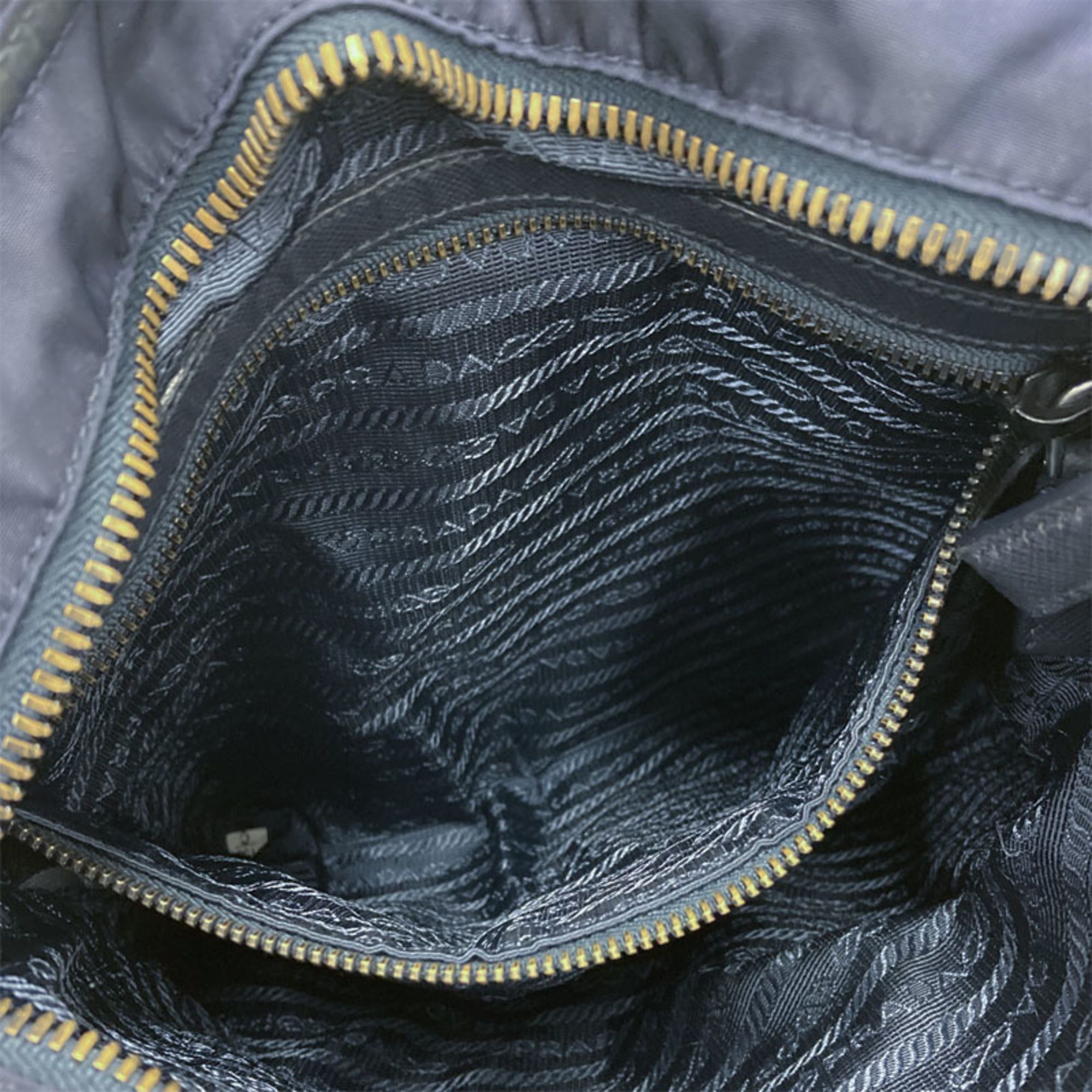 Nylon Leather Shoulder Bag (Pre-Owned) - Prada - Modalova