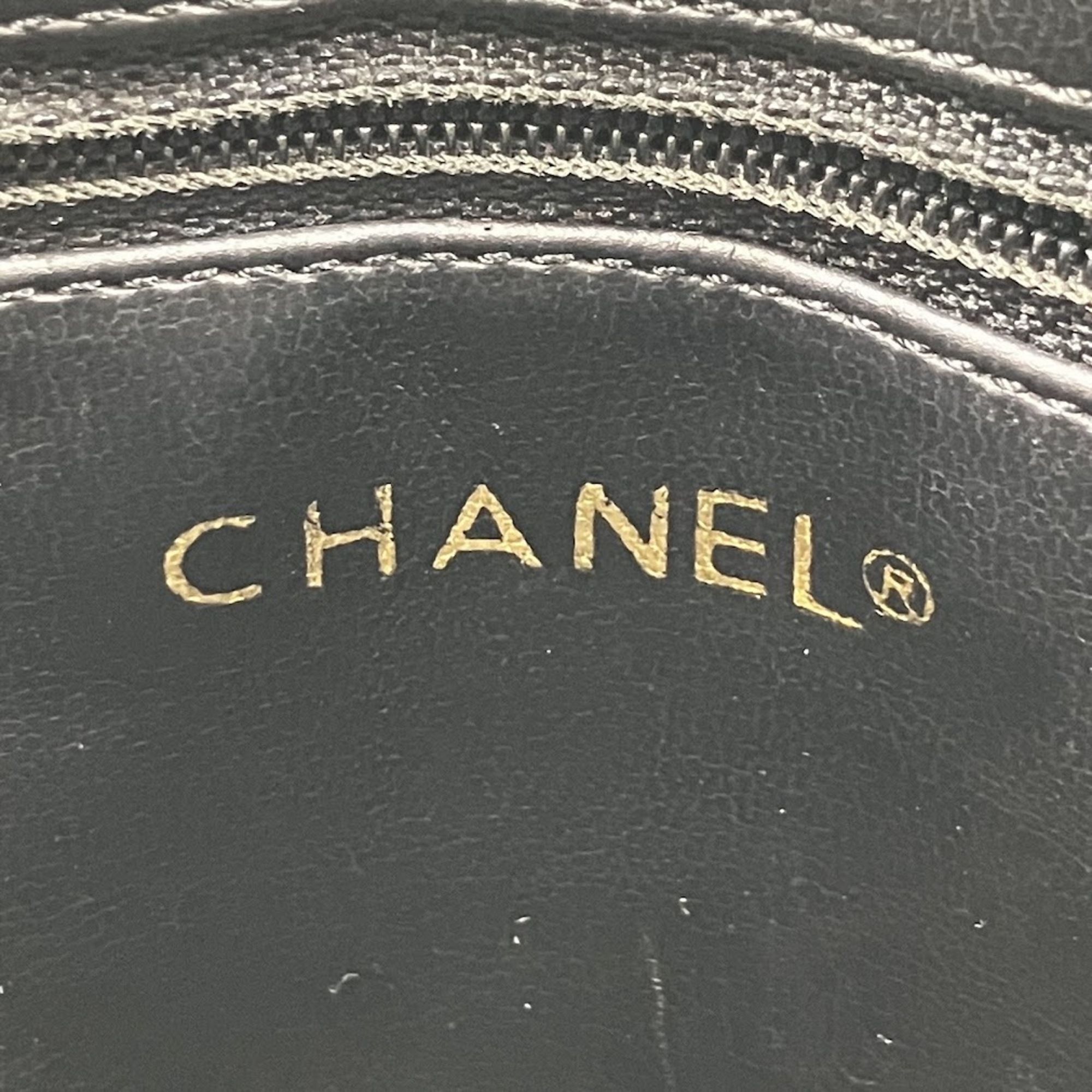Matelasse Leather Shoulder Bag (Pre-Owned) - Chanel - Modalova