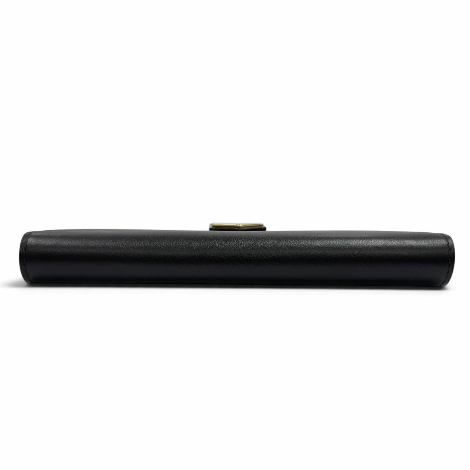 Leather Long Wallet (Bi-Fold) (Pre-Owned) - Prada - Modalova