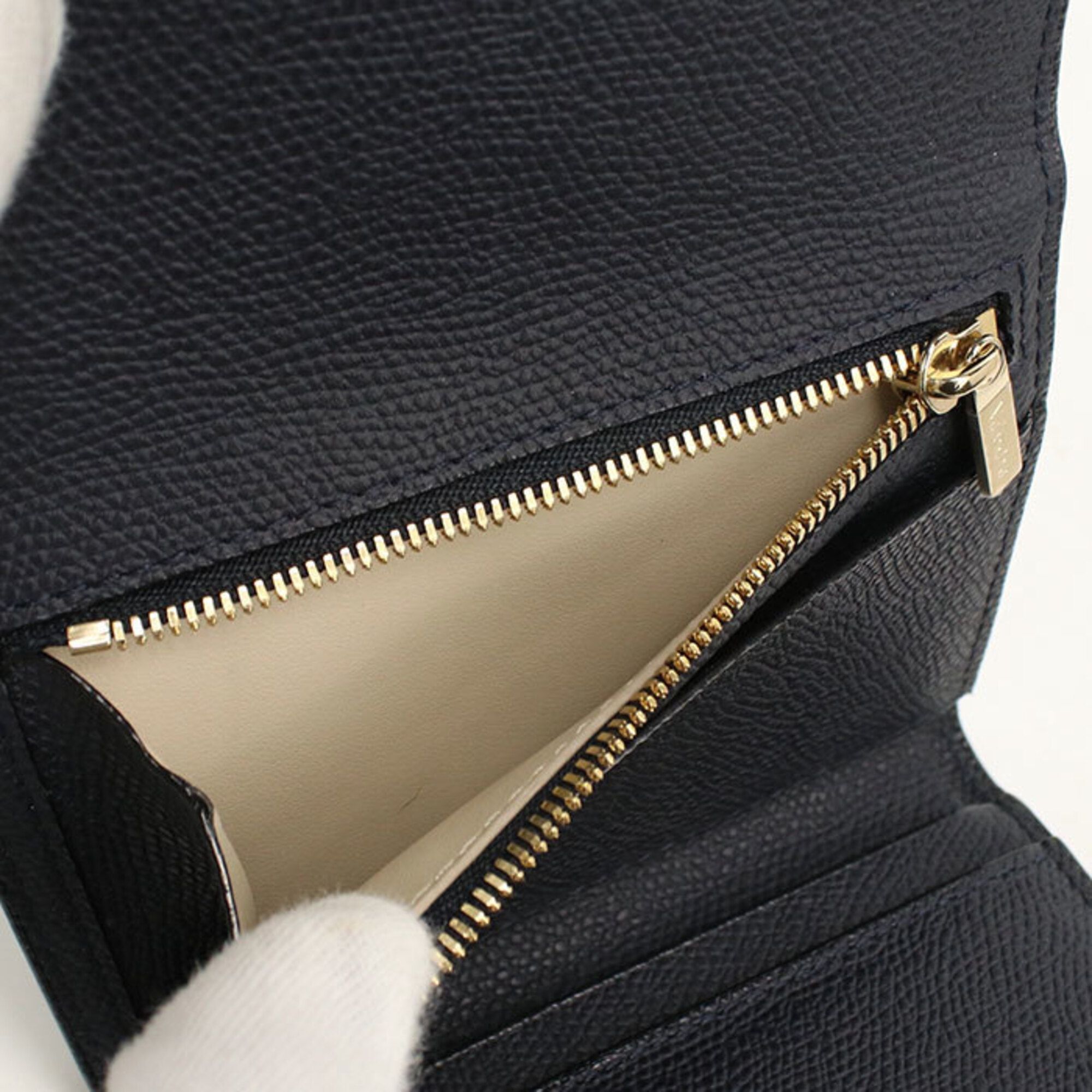 Wallet (Tri-Fold) (Pre-Owned) - Valextra - Modalova